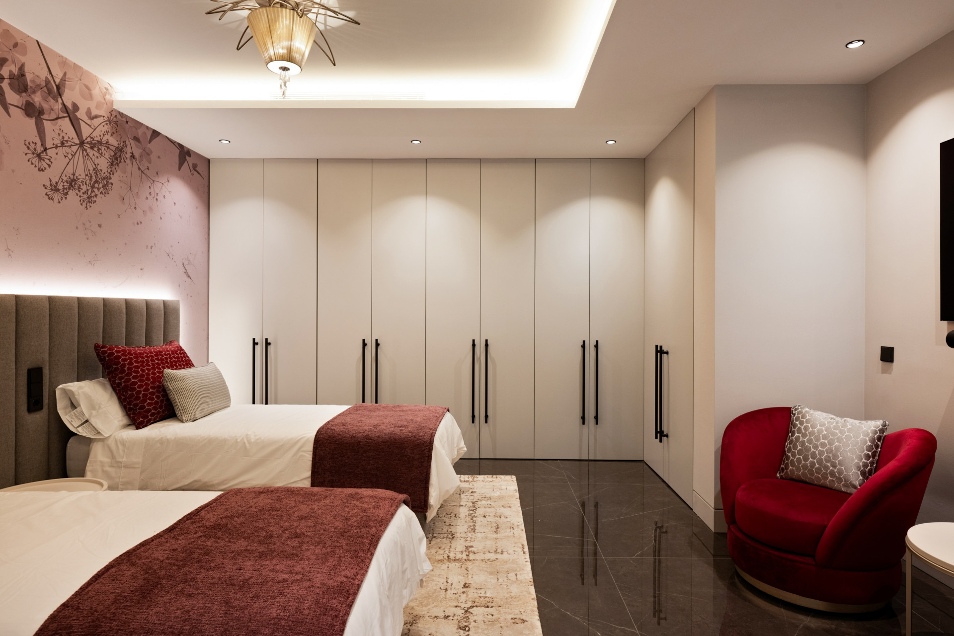 5 Bed, 5 Bath, HouseFor Sale, Marbella, Malaga 5 Bed, 5 Bath, HouseFor Sale, Marbella, Malaga