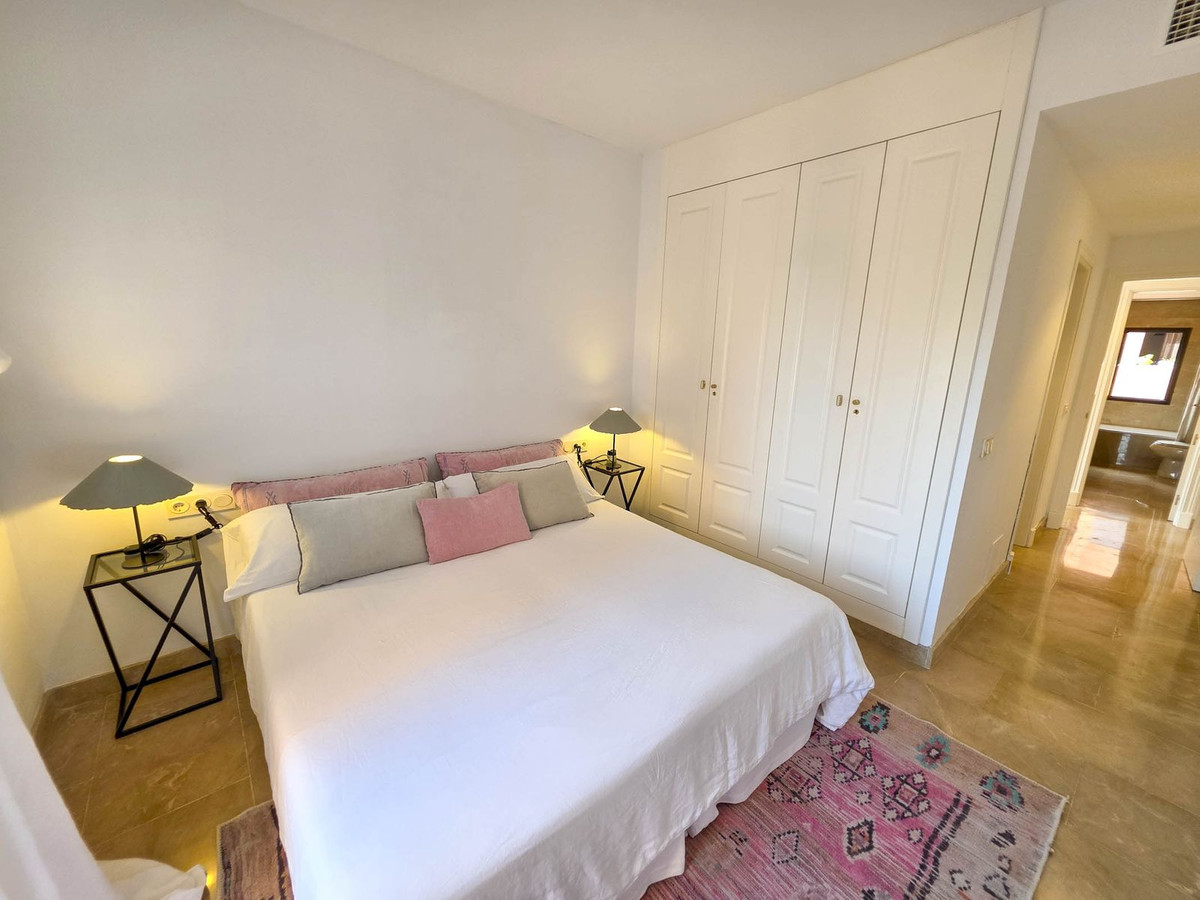 2 Bed, 2 Bath, ApartmentFor Sale, San Luis de Sabinillas, Malaga