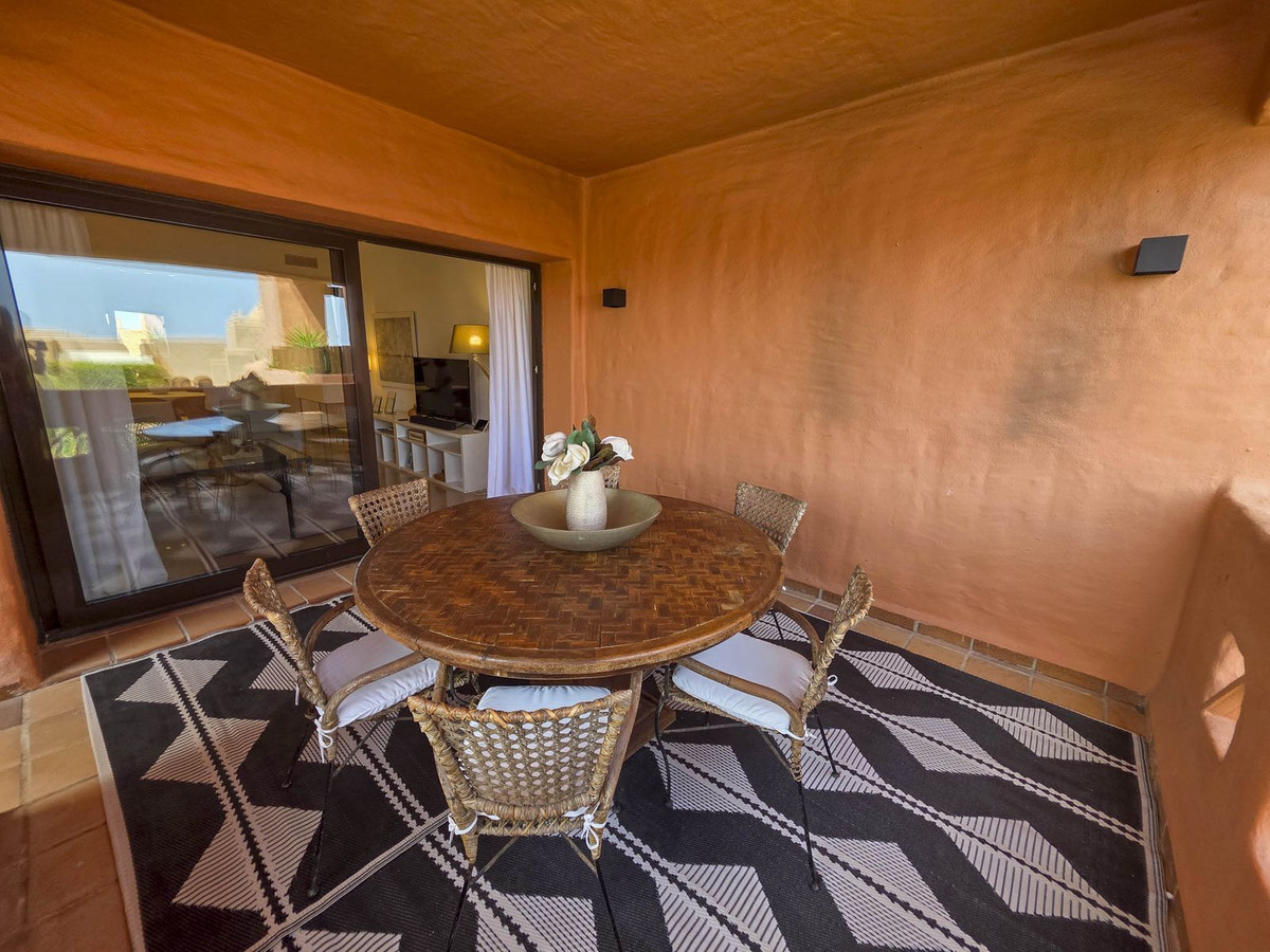 2 Bed, 2 Bath, ApartmentFor Sale, San Luis de Sabinillas, Malaga