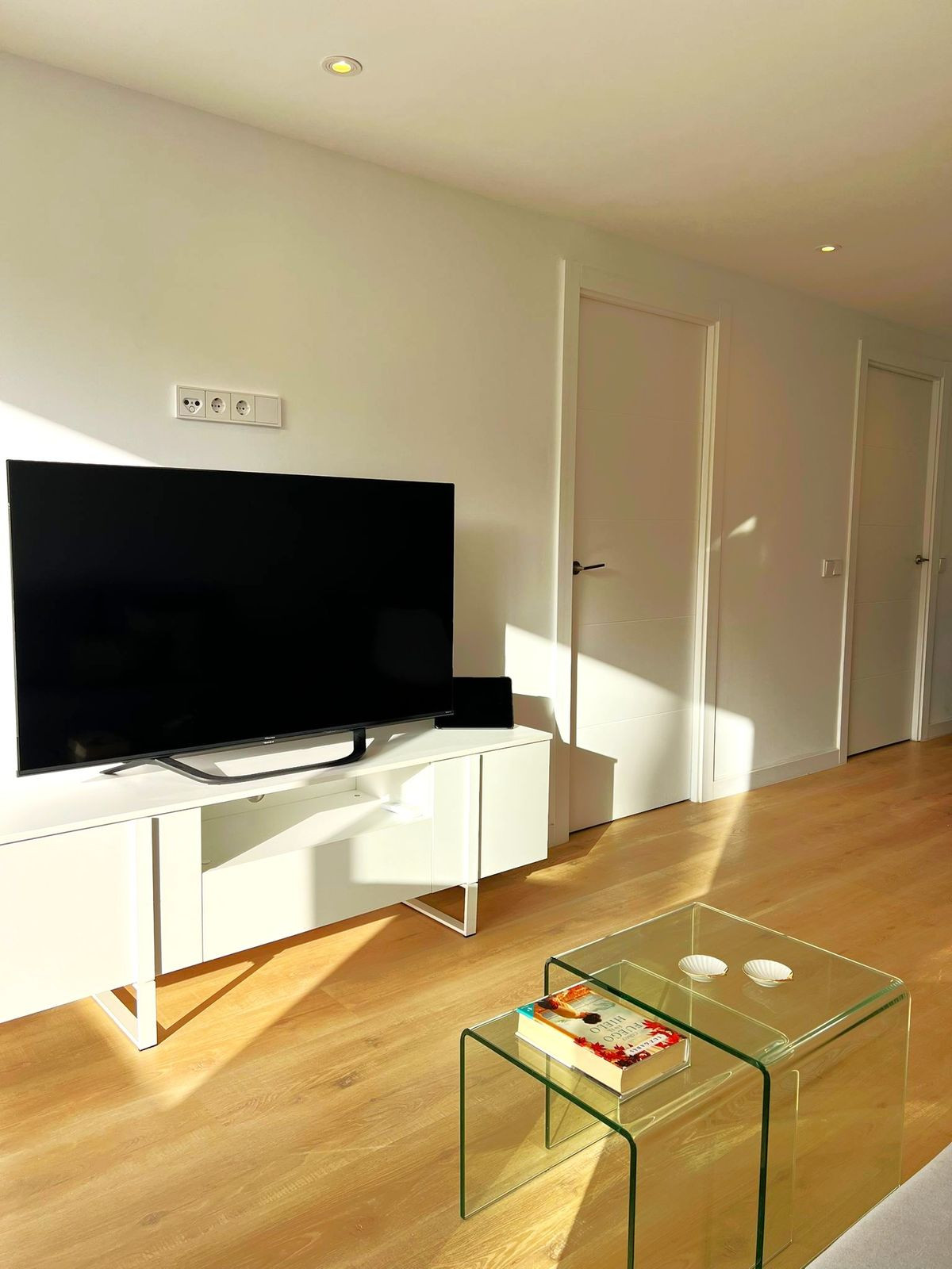 2 Bed, 1 Bath, ApartmentFor Sale, Estepona, Malaga 2 Bed, 1 Bath, ApartmentFor Sale, Estepona, Malaga