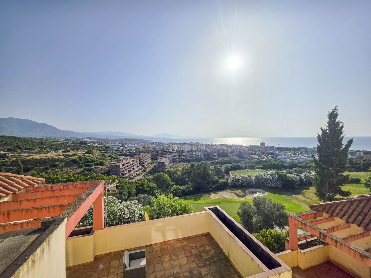 3 Bed, 2 Bath, ApartmentFor Sale, La Duquesa, Malaga 3 Bed, 2 Bath, ApartmentFor Sale, La Duquesa, Malaga