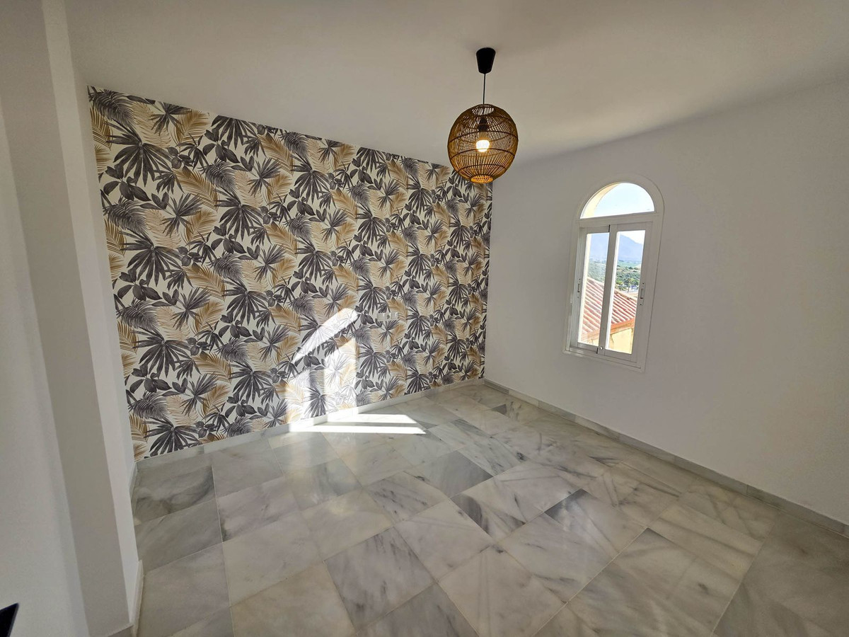 3 Bed, 2 Bath, ApartmentFor Sale, La Duquesa, Malaga 3 Bed, 2 Bath, ApartmentFor Sale, La Duquesa, Malaga