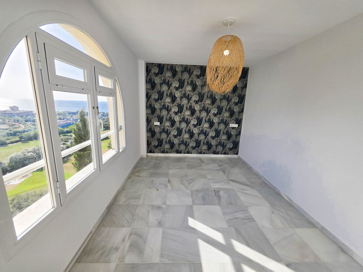 3 Bed, 2 Bath, ApartmentFor Sale, La Duquesa, Malaga 3 Bed, 2 Bath, ApartmentFor Sale, La Duquesa, Malaga