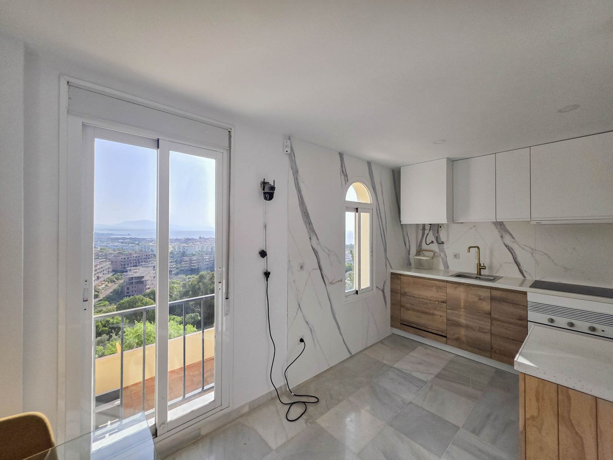 3 Bed, 2 Bath, ApartmentFor Sale, La Duquesa, Malaga 3 Bed, 2 Bath, ApartmentFor Sale, La Duquesa, Malaga