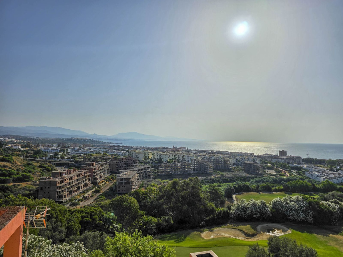 3 Bed, 2 Bath, ApartmentFor Sale, La Duquesa, Malaga 3 Bed, 2 Bath, ApartmentFor Sale, La Duquesa, Malaga