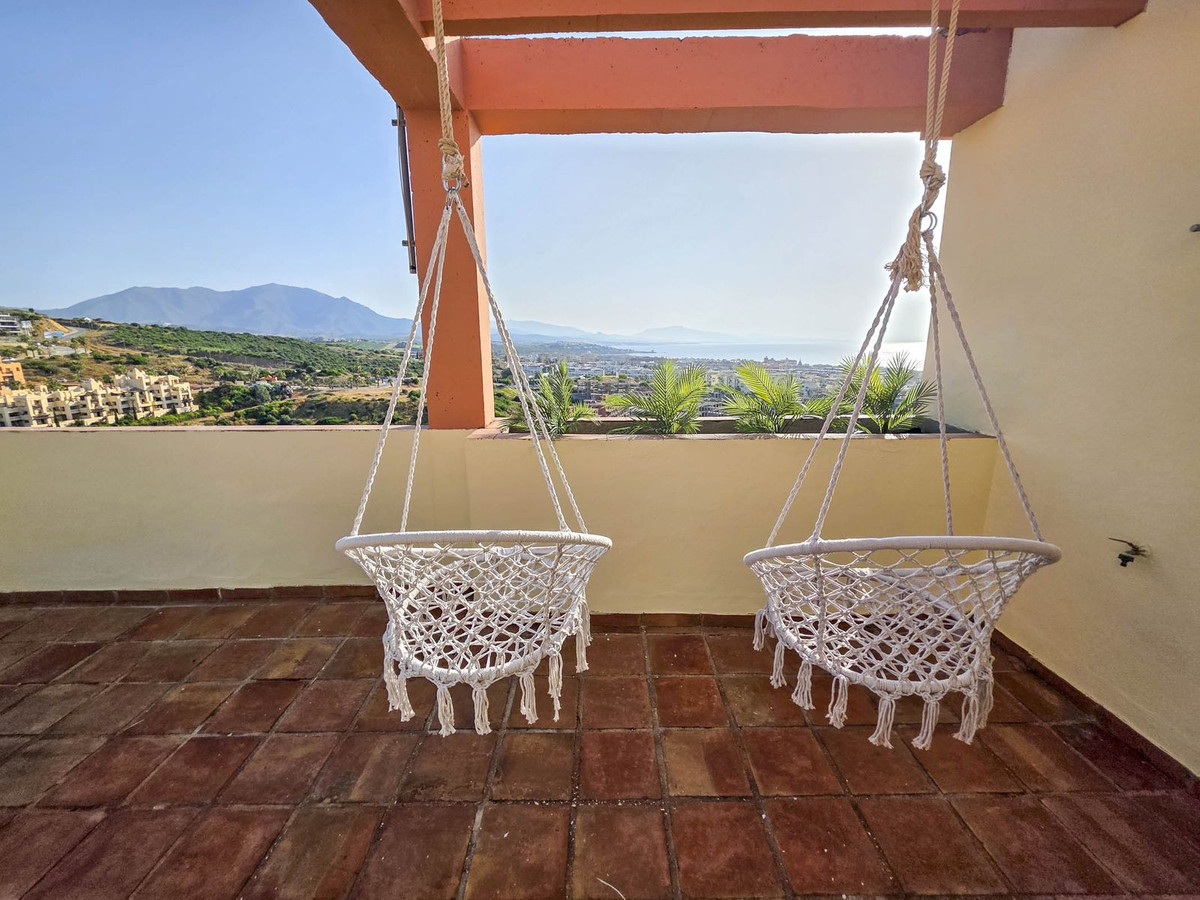 3 Bed, 2 Bath, ApartmentFor Sale, La Duquesa, Malaga 3 Bed, 2 Bath, ApartmentFor Sale, La Duquesa, Malaga