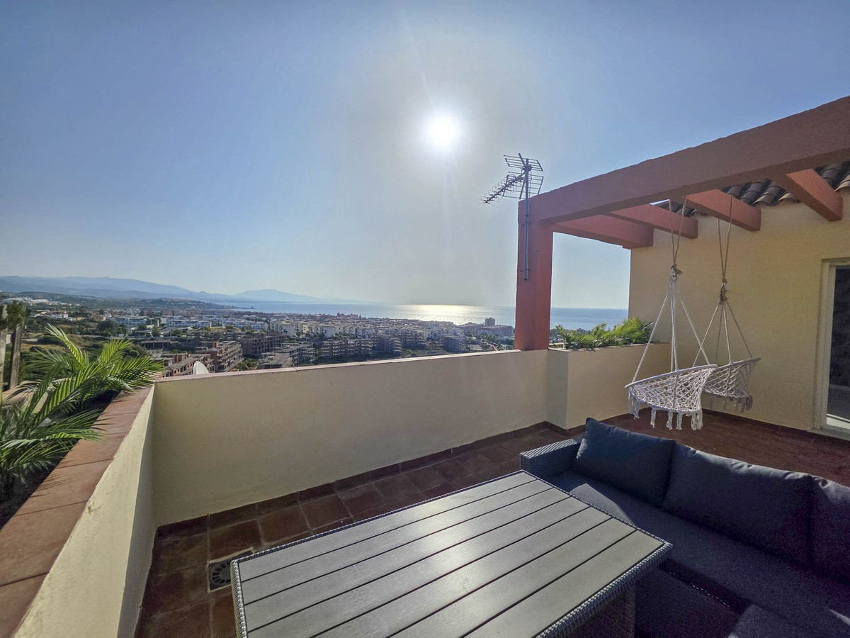 3 Bed, 2 Bath, ApartmentFor Sale, La Duquesa, Malaga 3 Bed, 2 Bath, ApartmentFor Sale, La Duquesa, Malaga