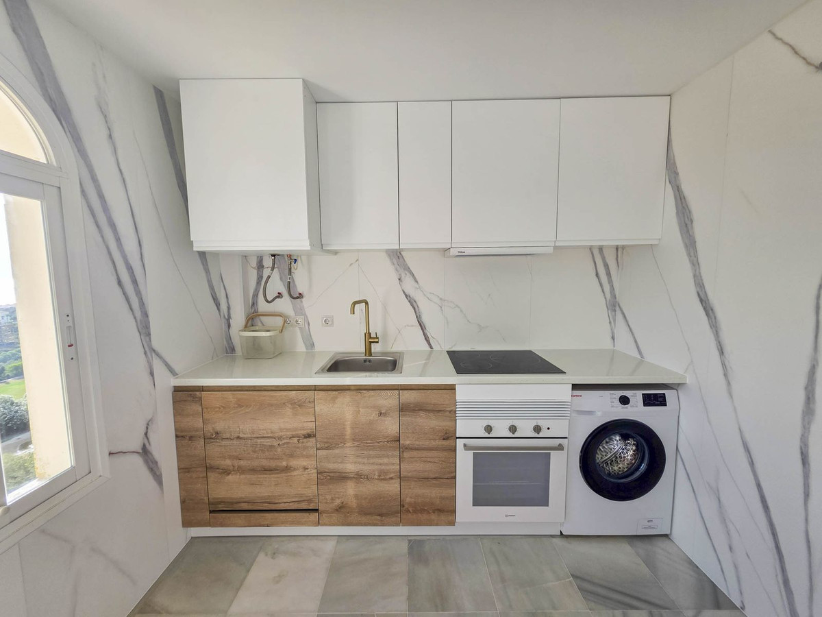 3 Bed, 2 Bath, ApartmentFor Sale, La Duquesa, Malaga 3 Bed, 2 Bath, ApartmentFor Sale, La Duquesa, Malaga