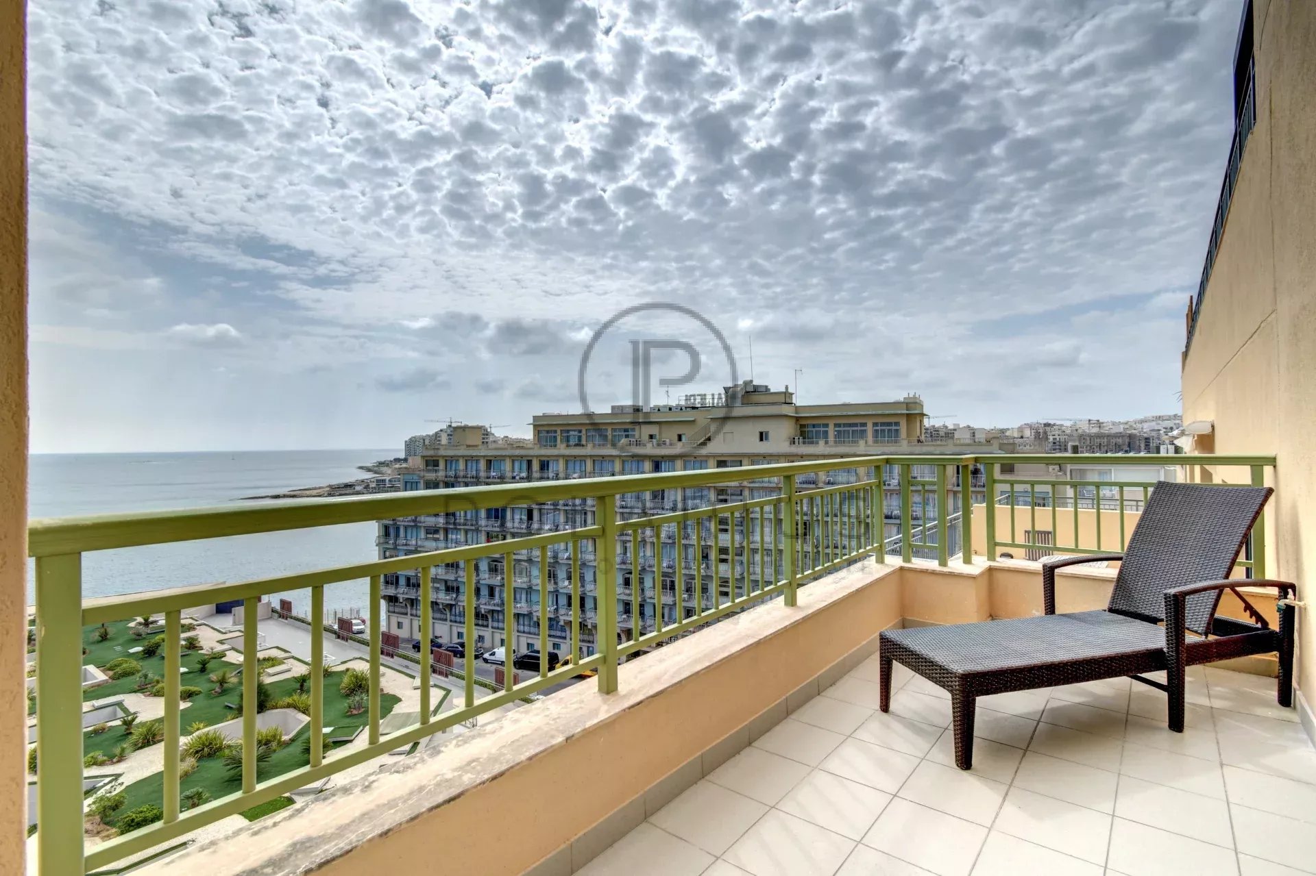 3 Bed, 3 Bath, ApartmentFor Sale, St. Julian's, Central