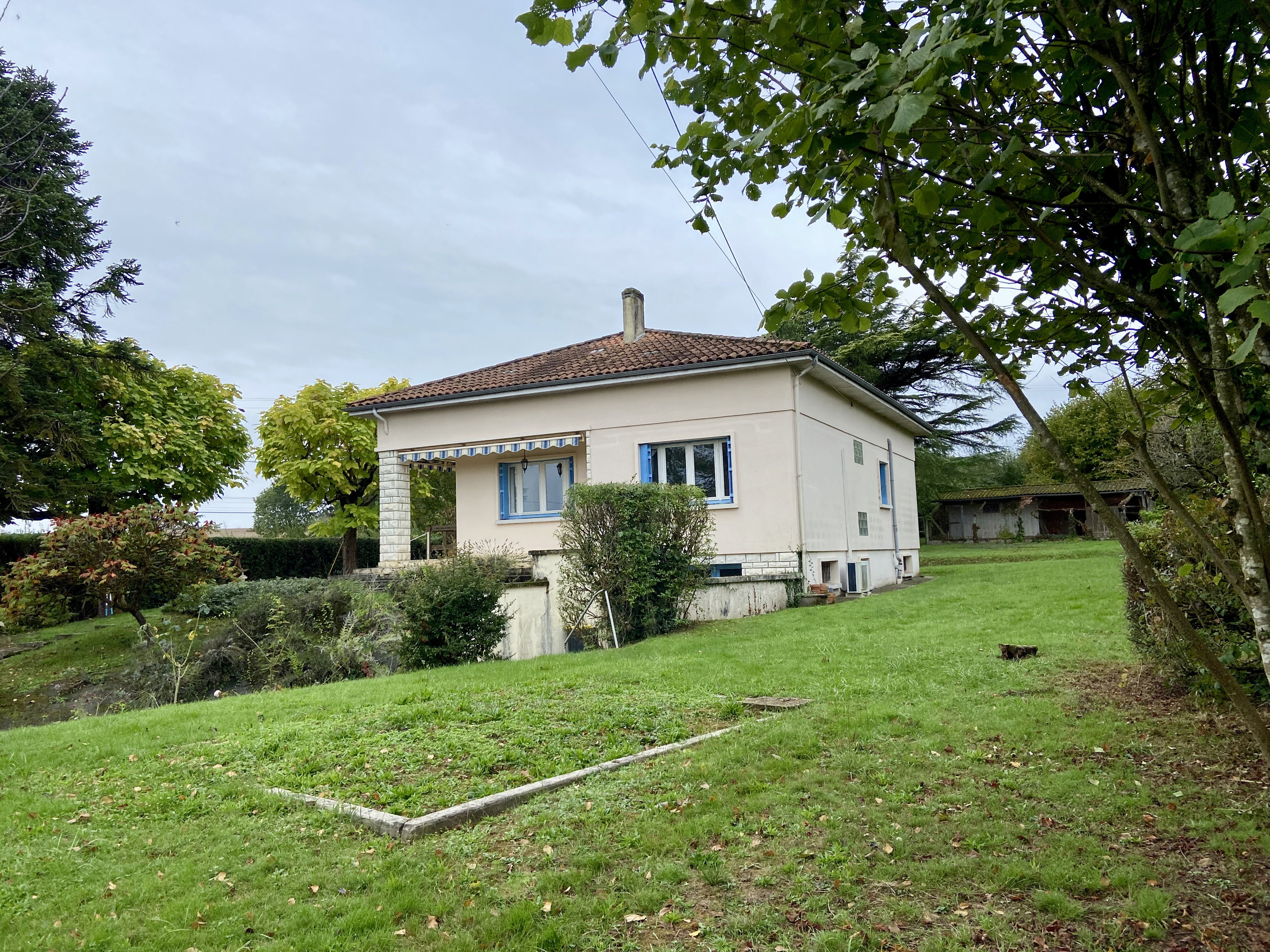 3 Bed, 1 Bath, HouseFor Sale, Allemans du dropt, Lot-et-Garonne, Aquitaine, 47800
