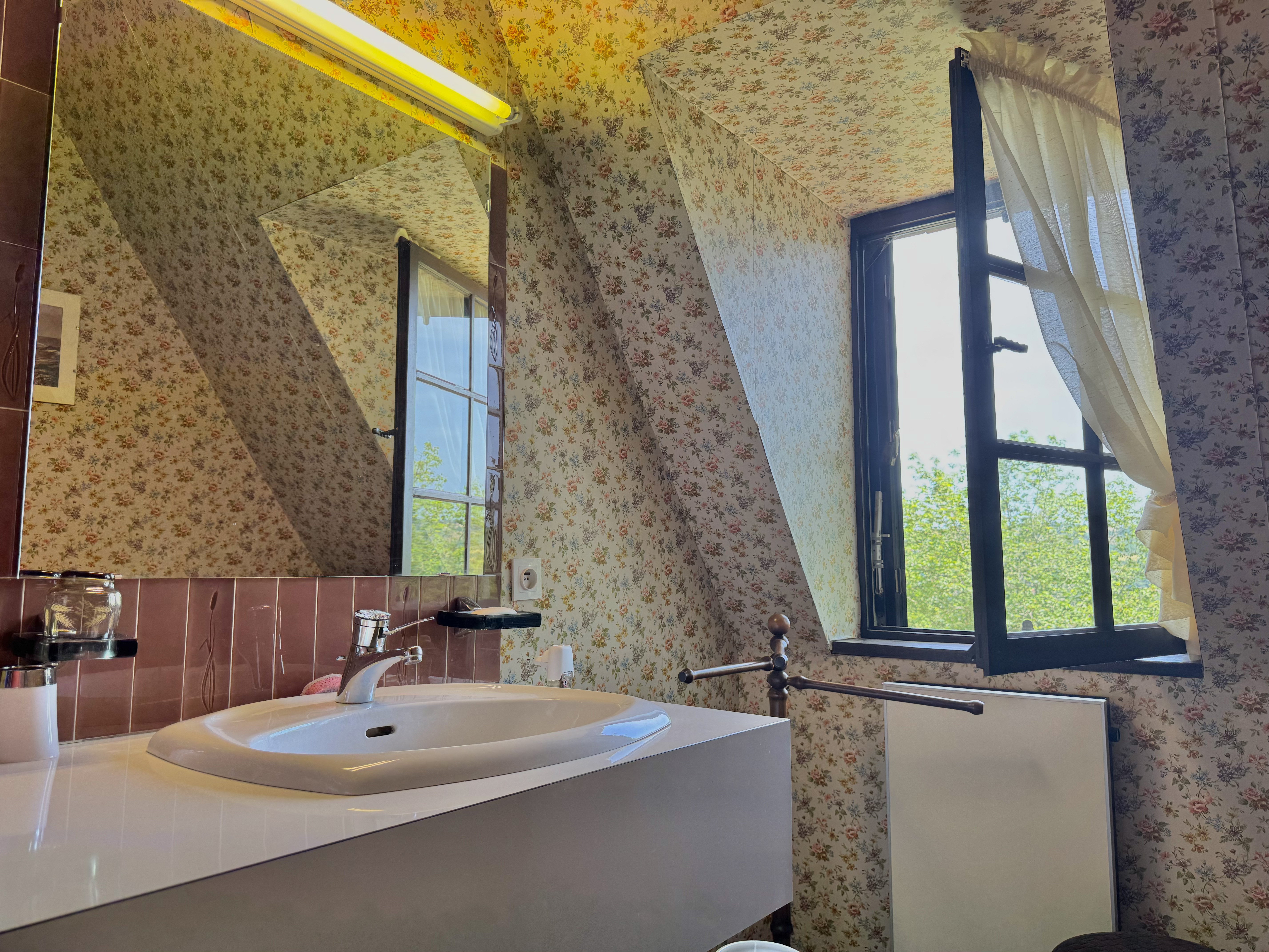 3 Bed, 1 Bath, HouseFor Sale, Le bugue, Dordogne, Aquitaine, 24260