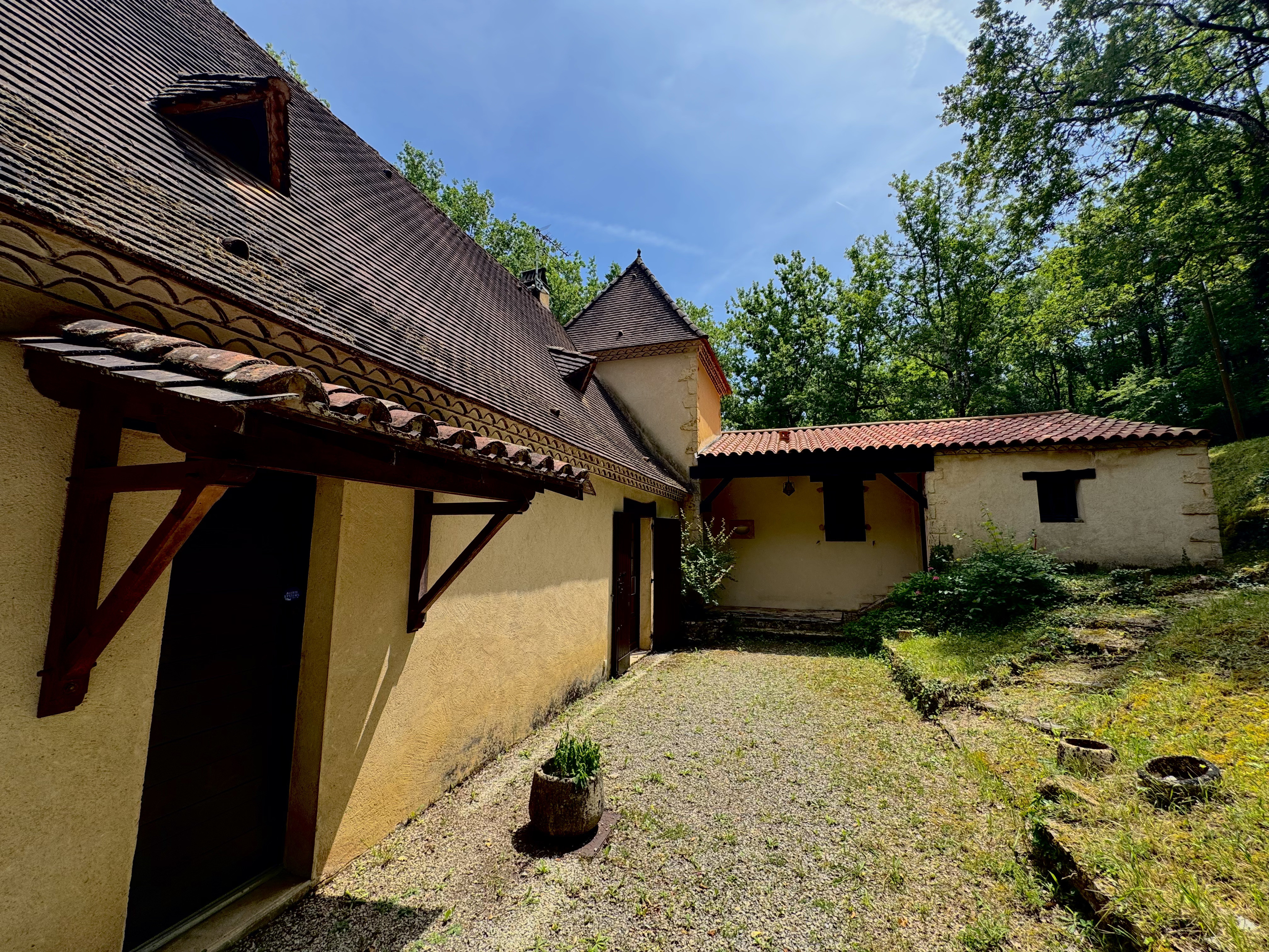 3 Bed, 1 Bath, HouseFor Sale, Le bugue, Dordogne, Aquitaine, 24260