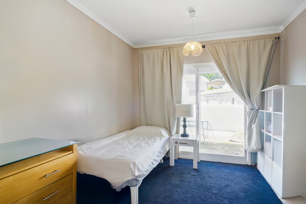 4 Bed, 3 Bath, HouseFor Sale, Nueva Andalucia, Malaga