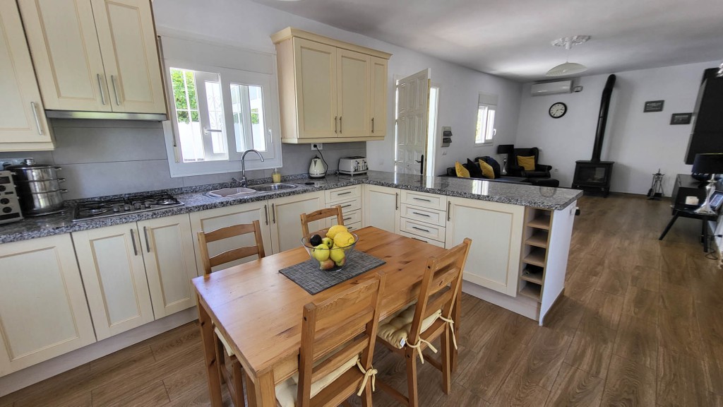 5 Bed, 3 Bath, HouseFor Sale, Coin, Malaga