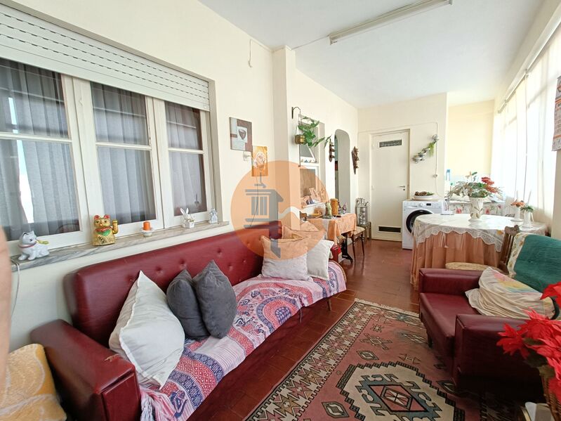 3 Bed, 2 Bath, ApartmentFor Sale, Olhão, Faro
