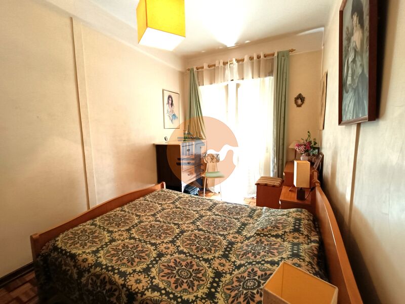 3 Bed, 2 Bath, ApartmentFor Sale, Olhão, Faro