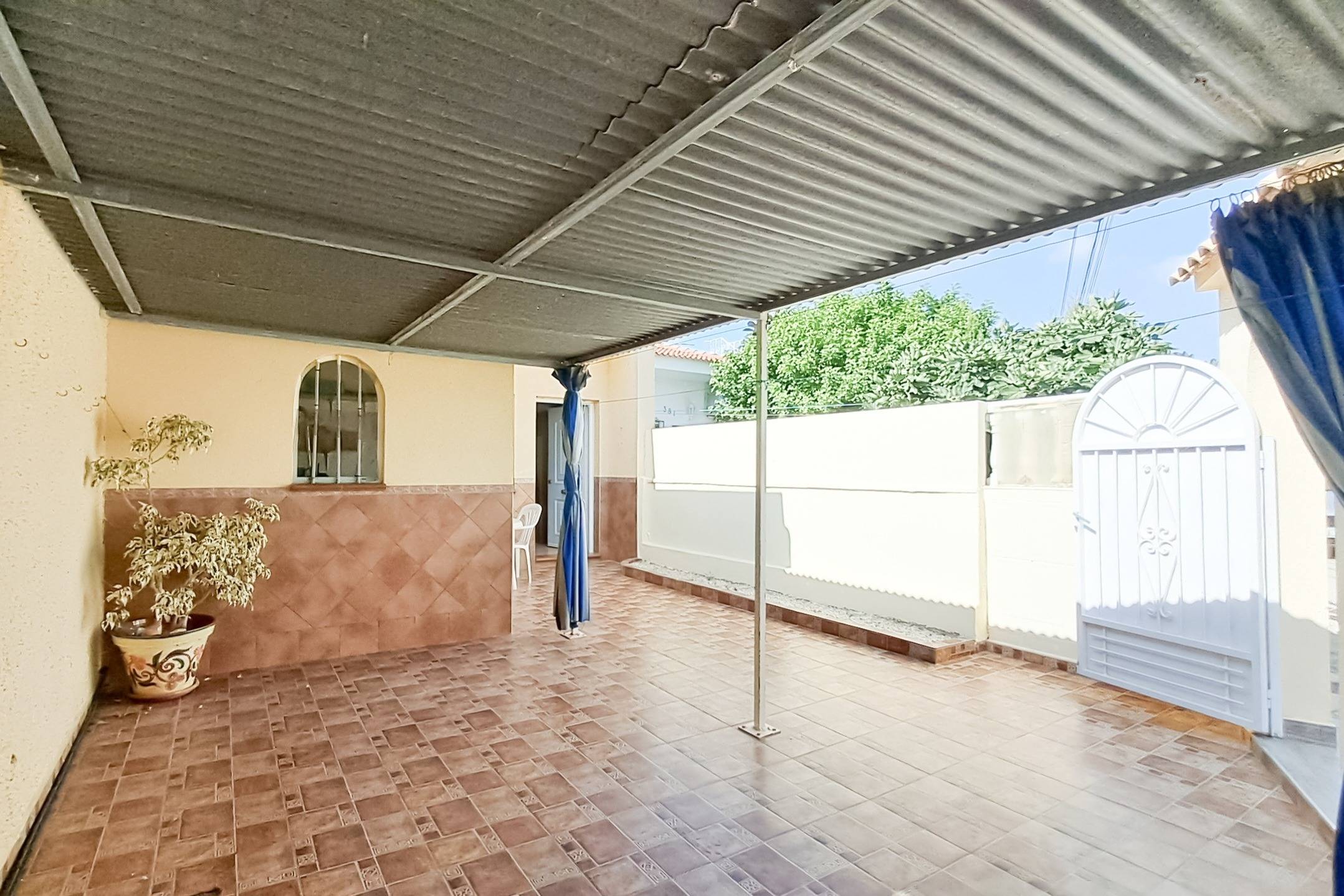 2 Bed, 1 Bath, HouseFor Sale, Torrevieja, Alicante