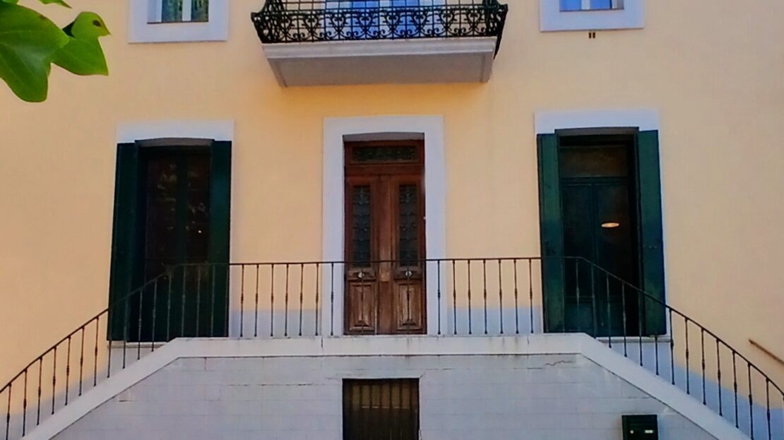 5 Bed, 2 Bath, HouseFor Sale, Roquebrun, Herault, Languedoc-Roussillon, 34460