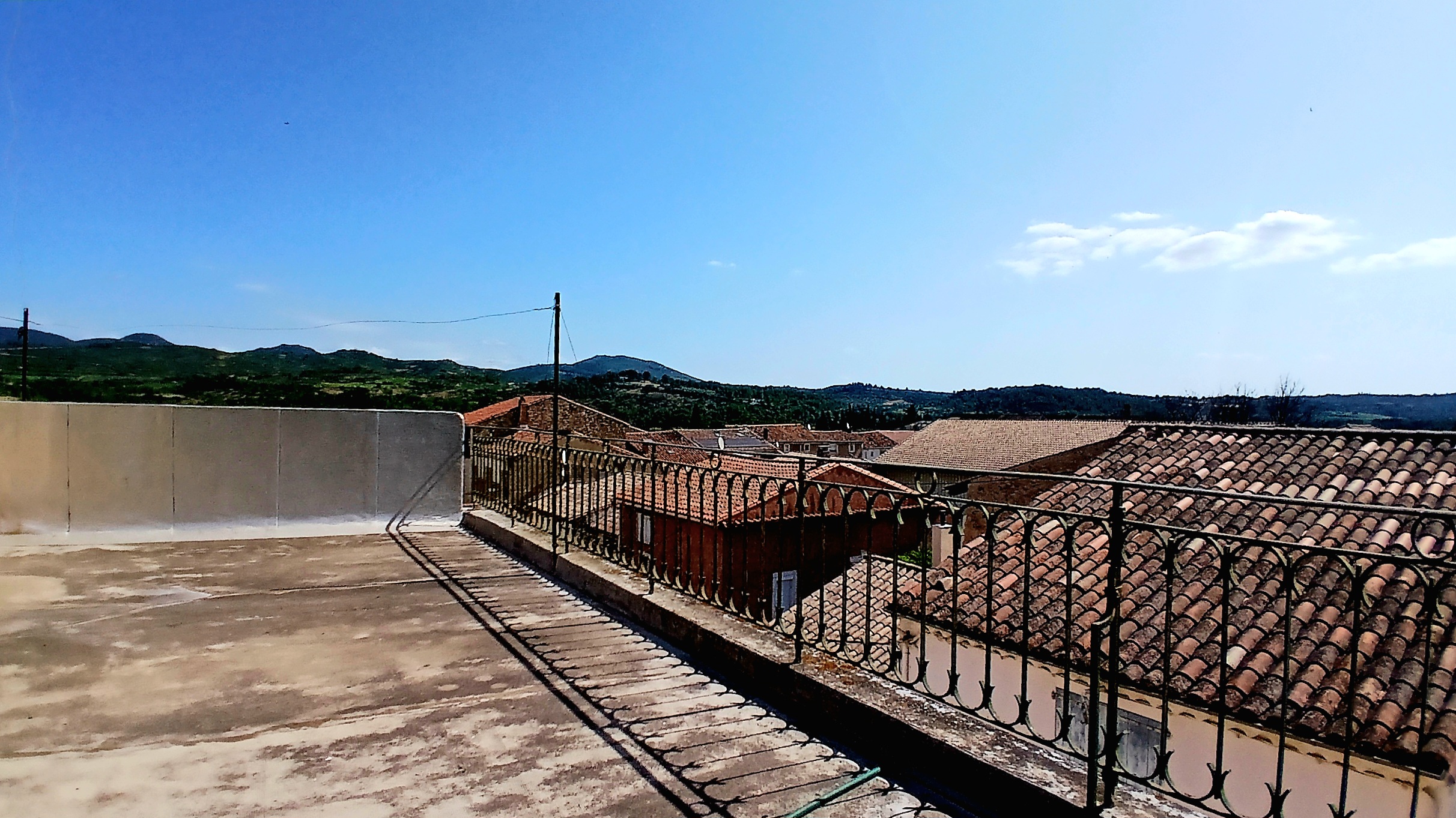 5 Bed, 2 Bath, HouseFor Sale, Roquebrun, Herault, Languedoc-Roussillon, 34460