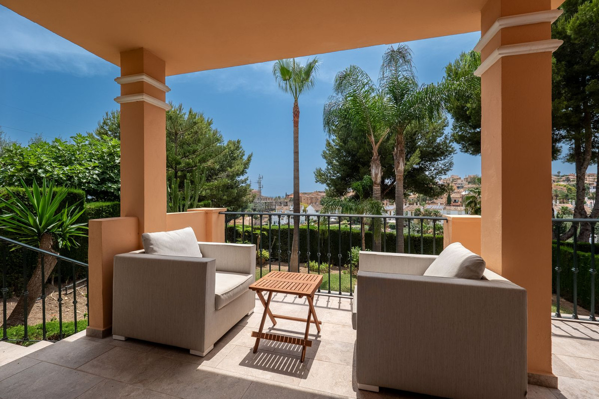 Riviera Del Sol, Malaga, 3 Bedrooms Bedrooms, ,2 BathroomsBathrooms,For Sale,R5074102