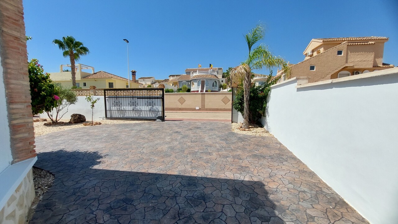3 Bed, 2 Bath, HouseFor Sale, Camposol, Murcia