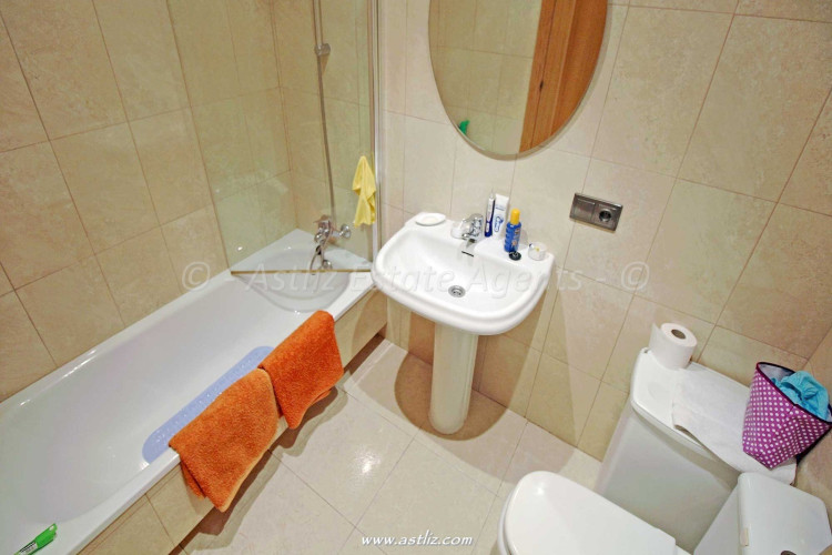 2 Bed, 1 Bath, ApartmentFor Sale, Porta Nova, Torviscas Alto