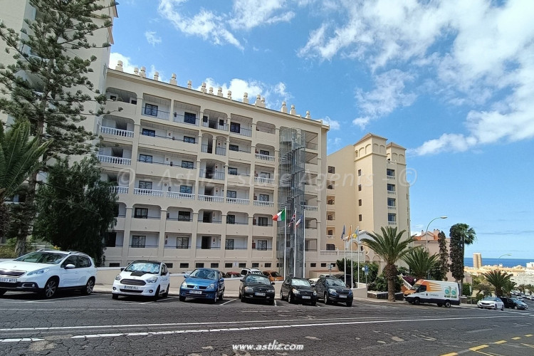 2 Bed, 2 Bath, ApartmentFor Sale, Castle Harbour, Los Cristianos