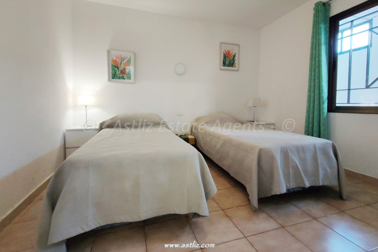 2 Bed, 2 Bath, ApartmentFor Sale, Castle Harbour, Los Cristianos