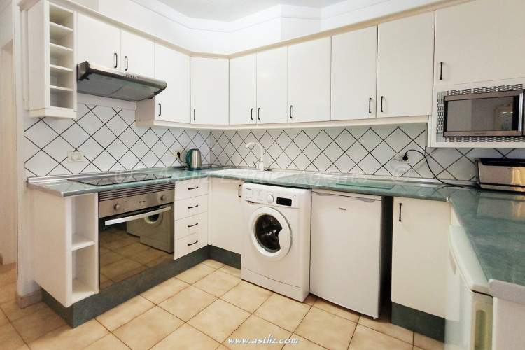 2 Bed, 2 Bath, ApartmentFor Sale, Castle Harbour, Los Cristianos