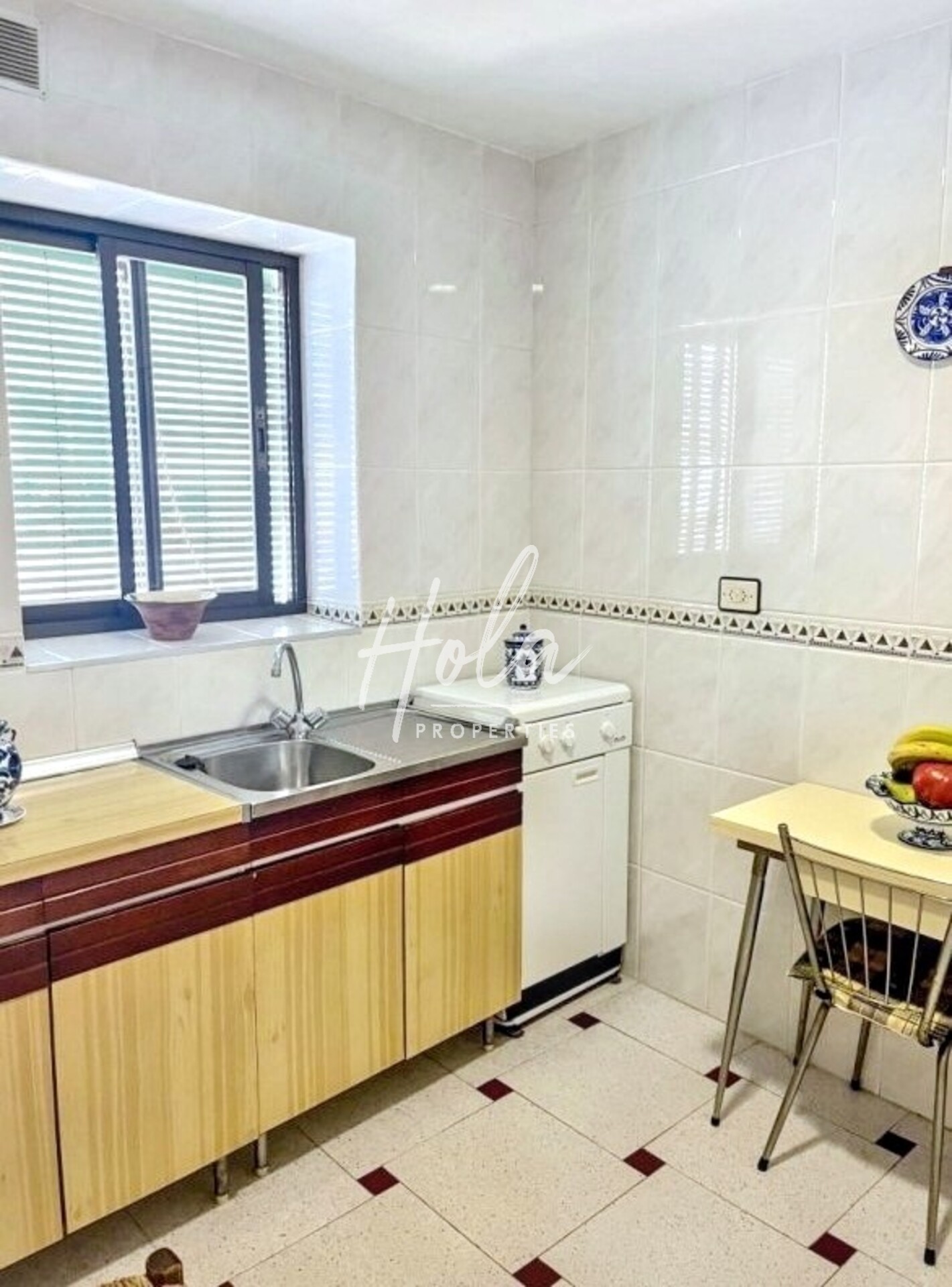 3 Bed, 1 Bath, HouseFor Sale, Salobreña, Granada