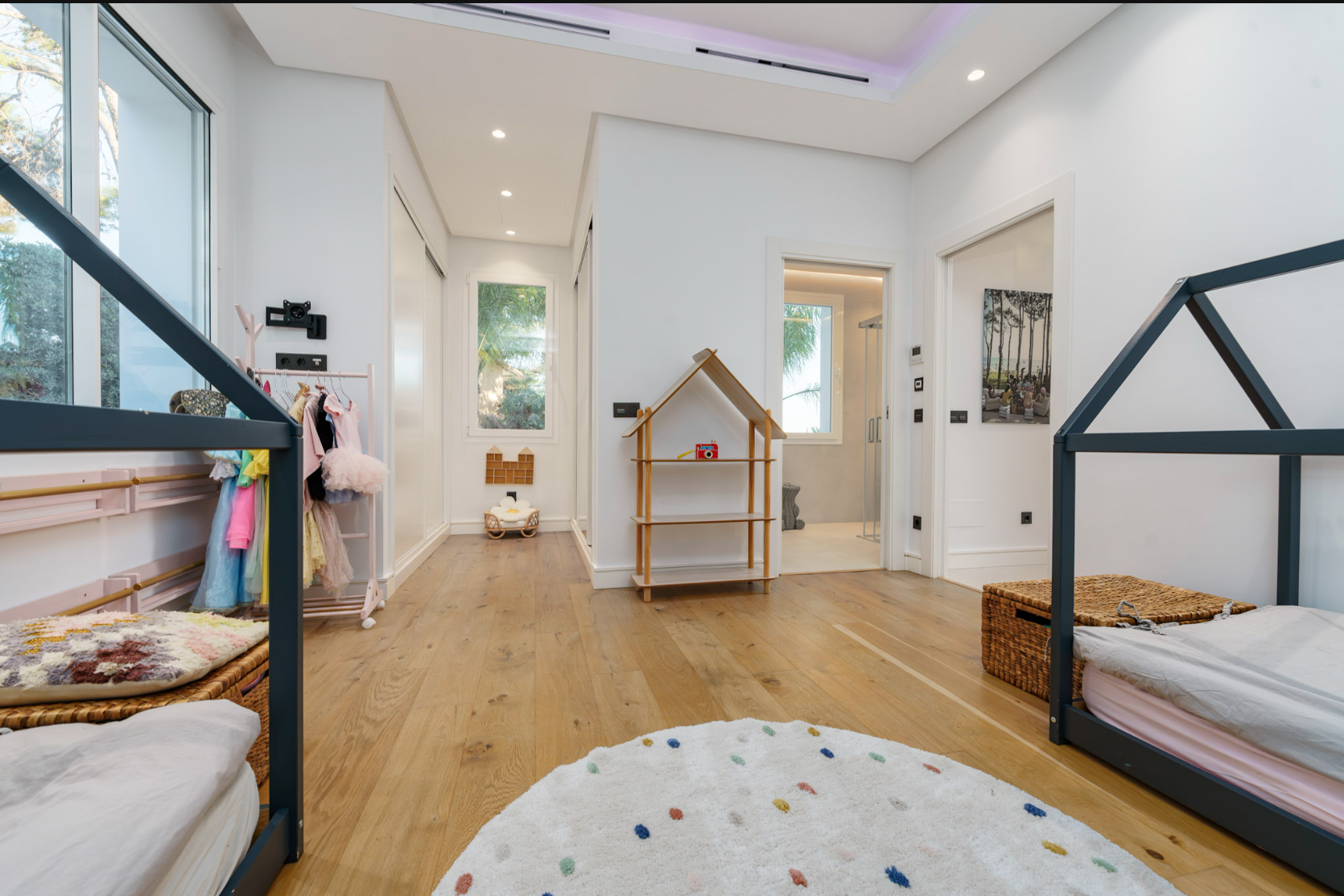 5 Bed, 5 Bath, HouseFor Sale, Marbella, Malaga