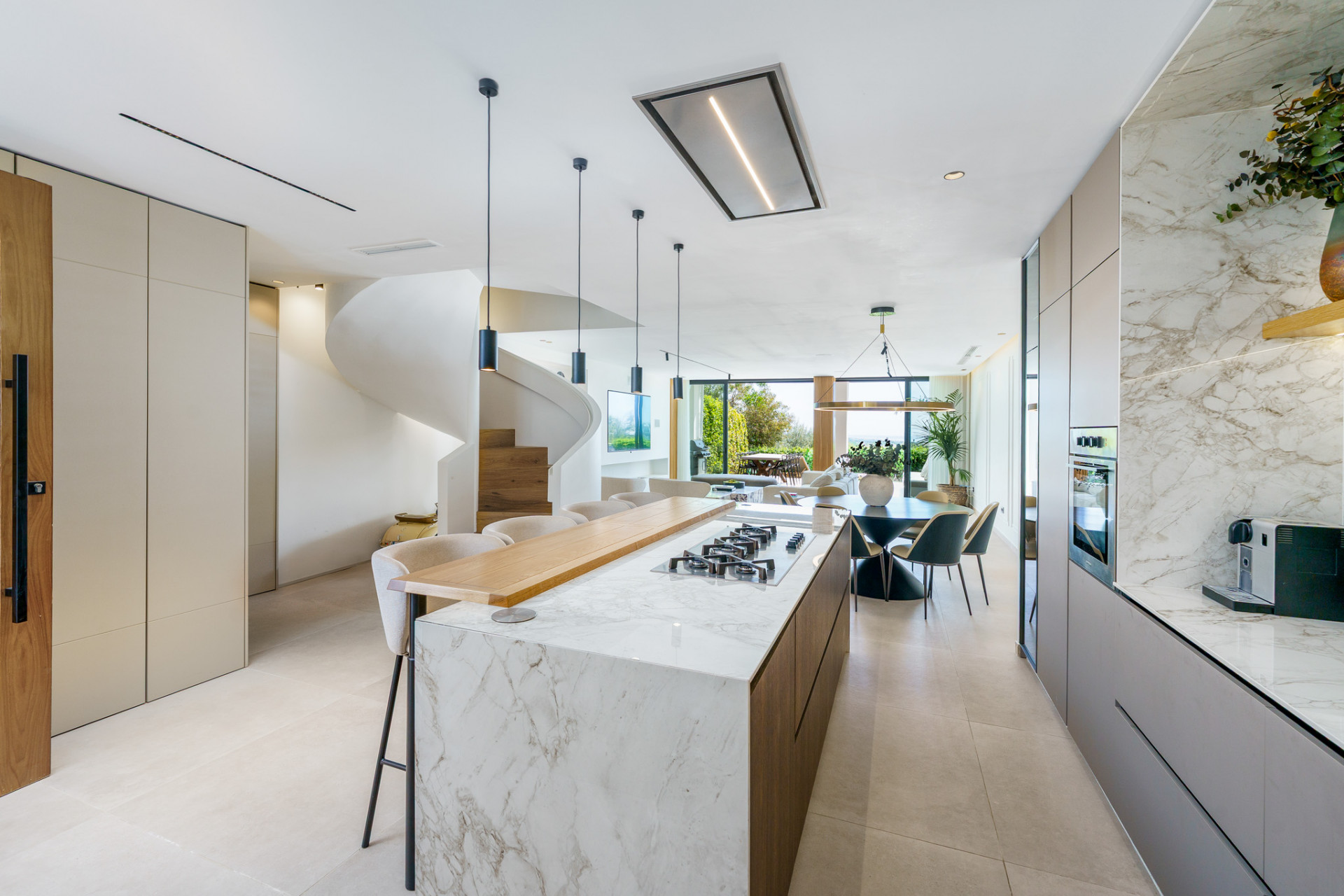 4 Bed, 5 Bath, HouseFor Sale, Benahavis, Malaga