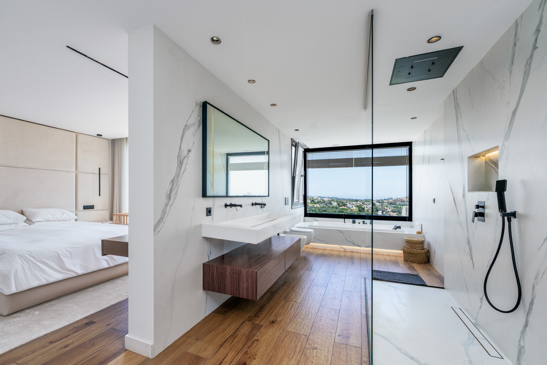 4 Bed, 5 Bath, HouseFor Sale, Benahavis, Malaga