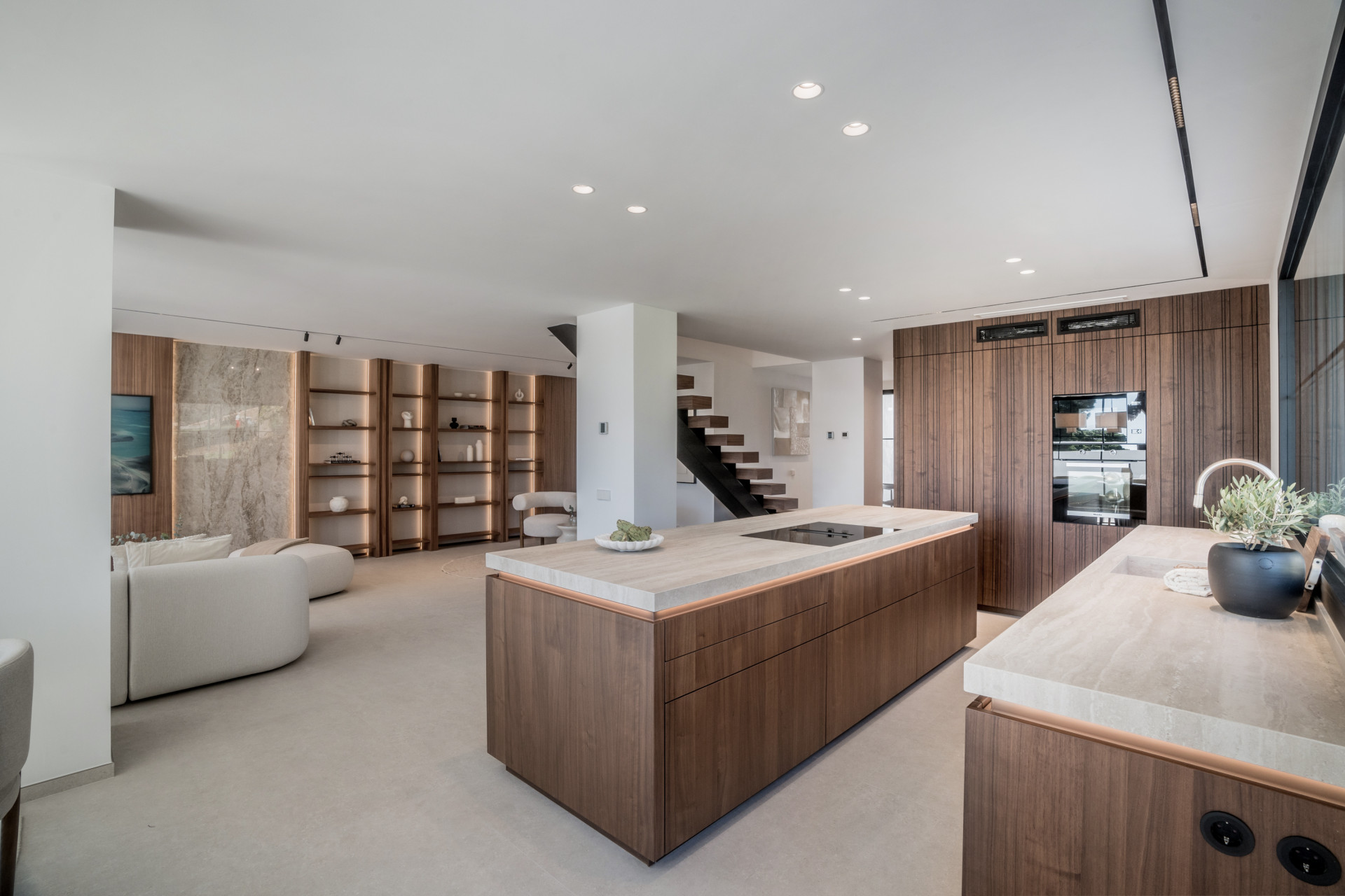 5 Bed, 5 Bath, HouseFor Sale, Marbella, Malaga