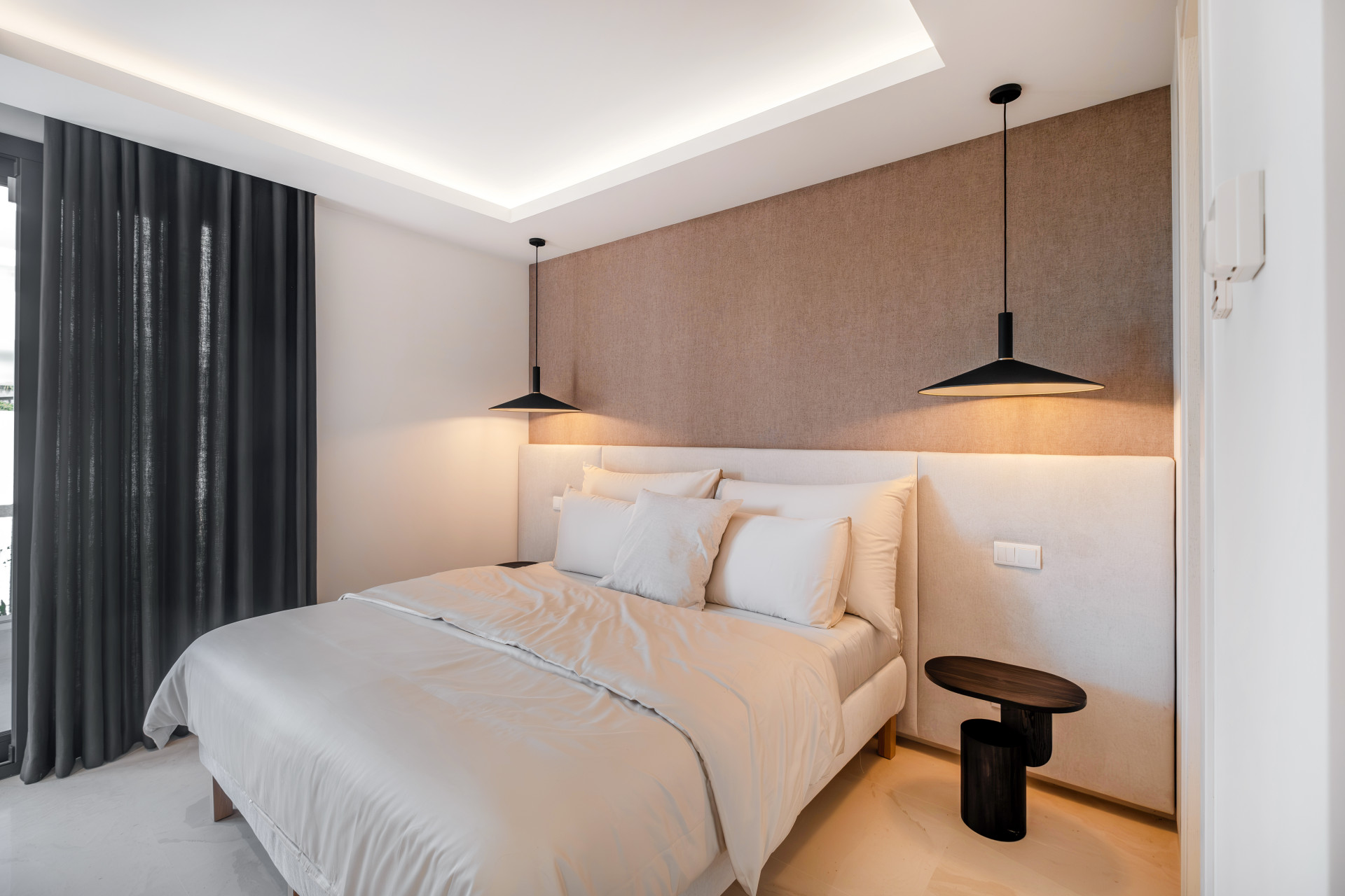 6 Bed, 6 Bath, HouseFor Sale, Estepona, Malaga