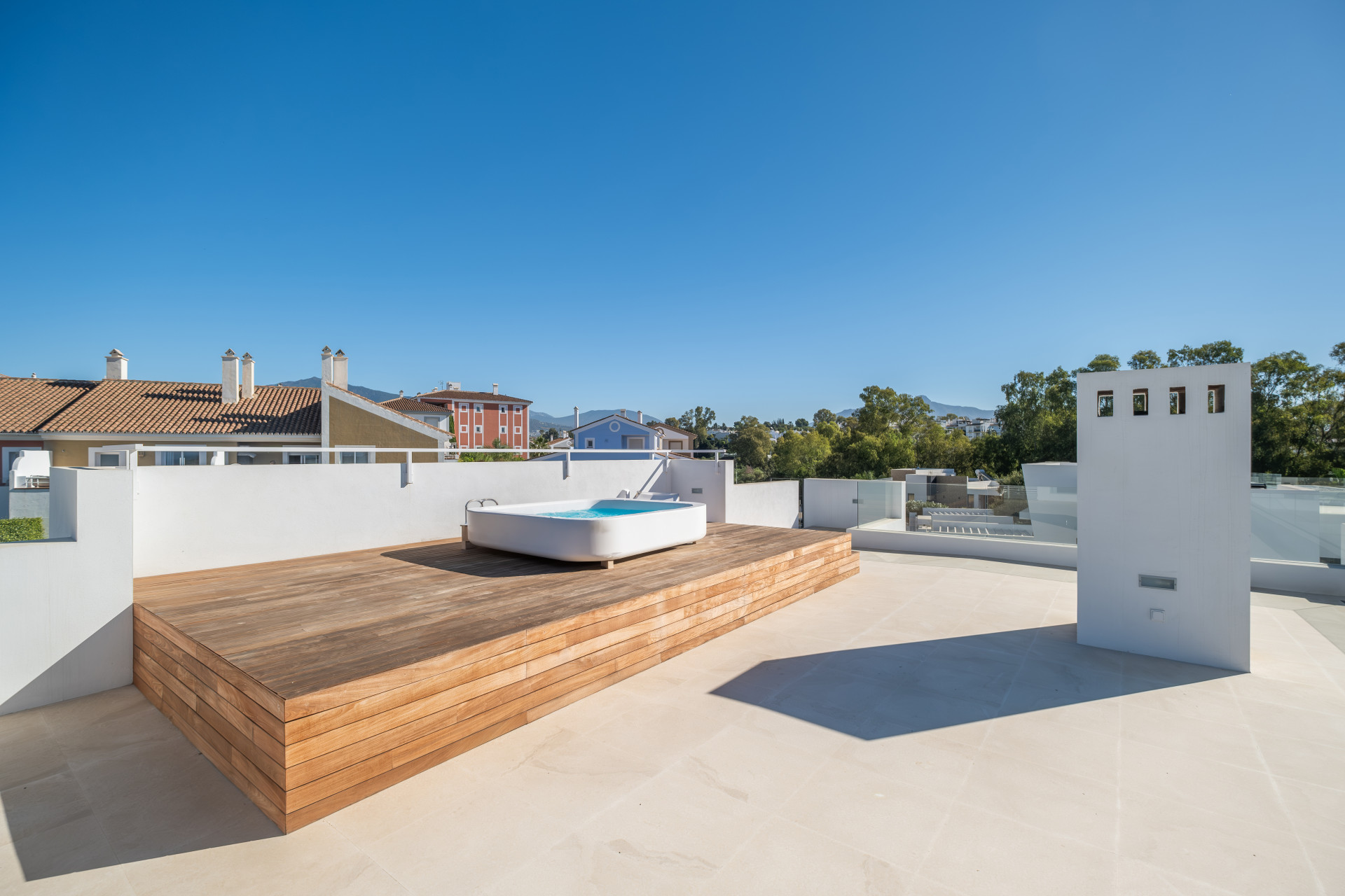 6 Bed, 6 Bath, HouseFor Sale, Estepona, Malaga