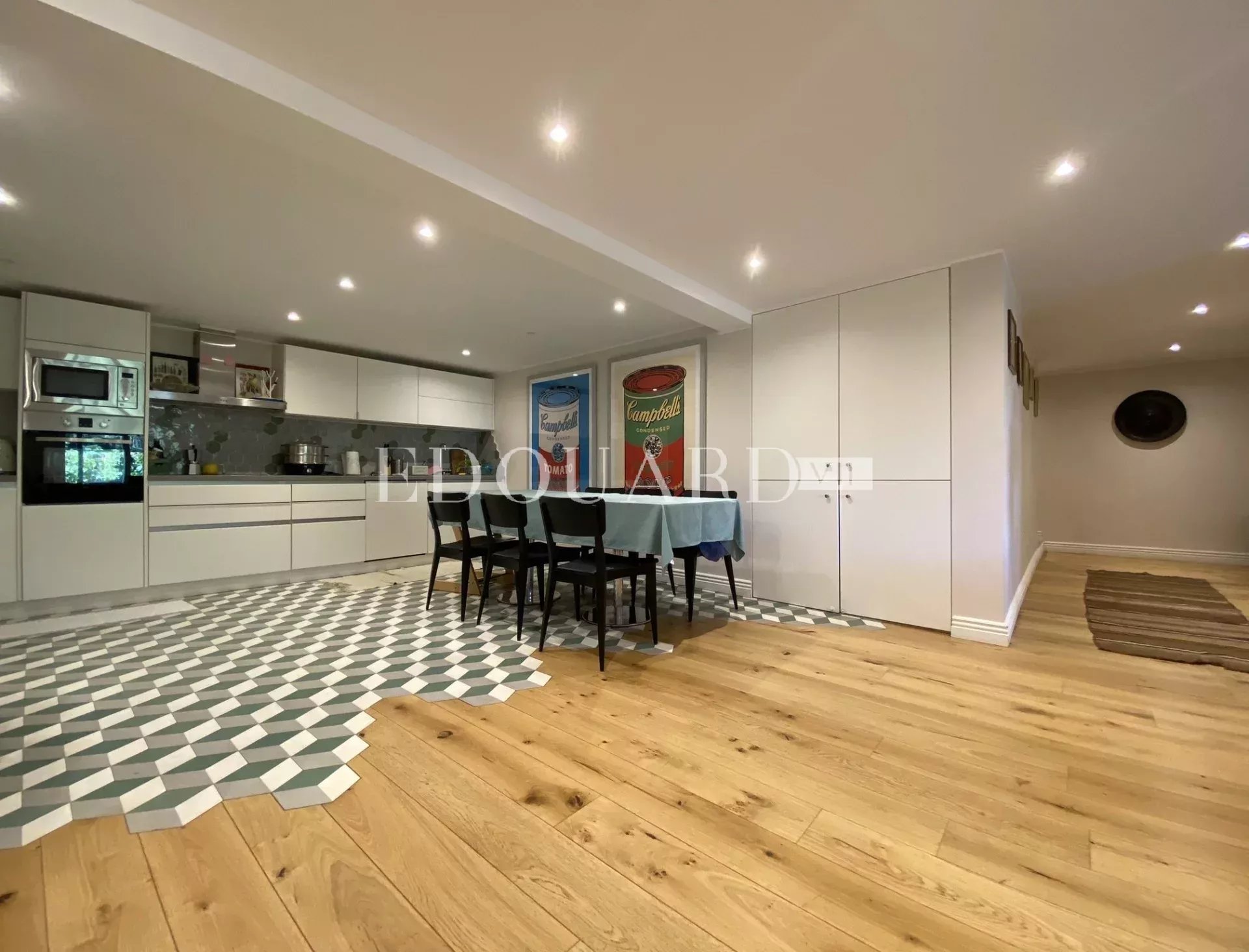 3 Bed, 2 Bath, ApartmentFor Sale, Menton, Alpes-Maritimes