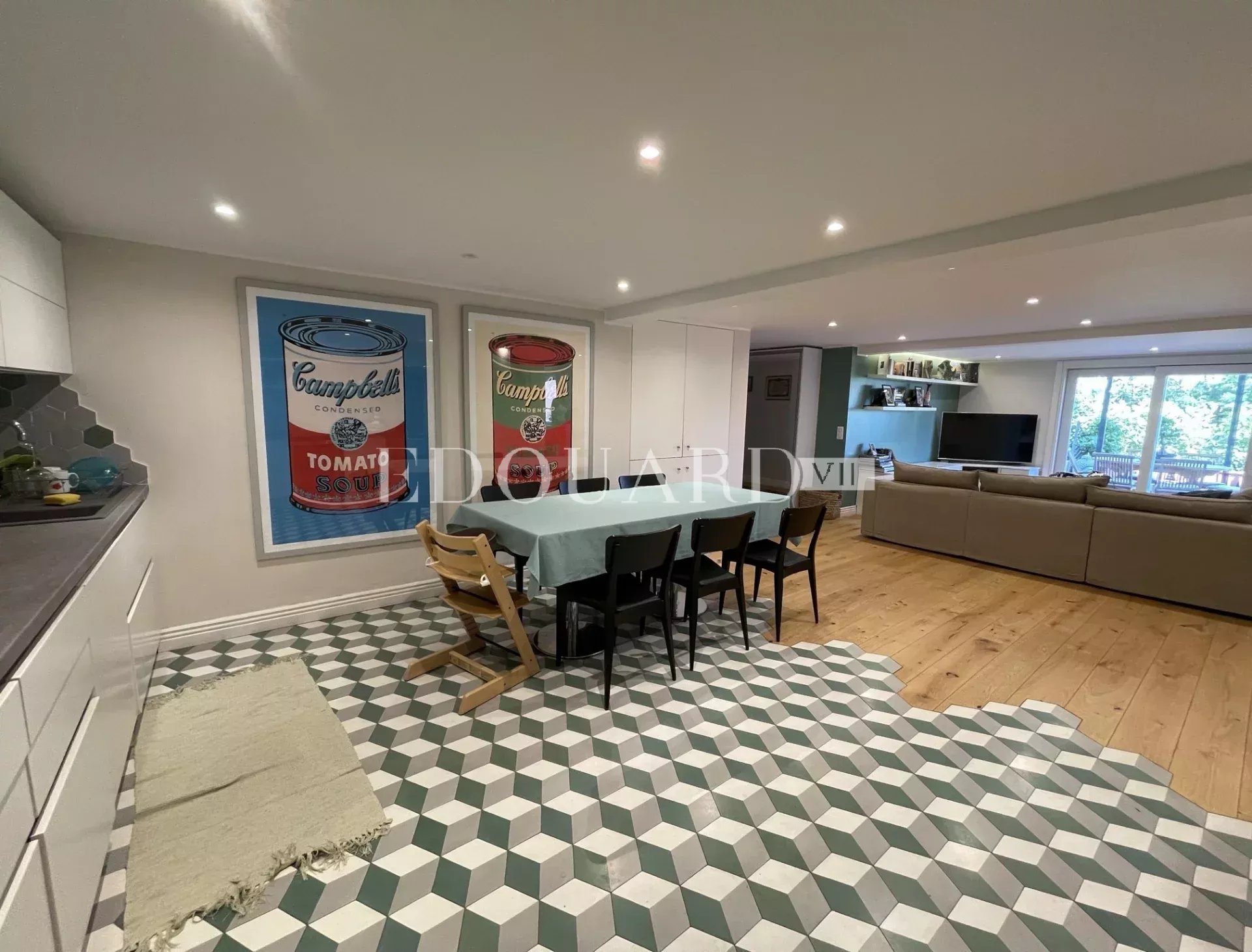 3 Bed, 2 Bath, ApartmentFor Sale, Menton, Alpes-Maritimes