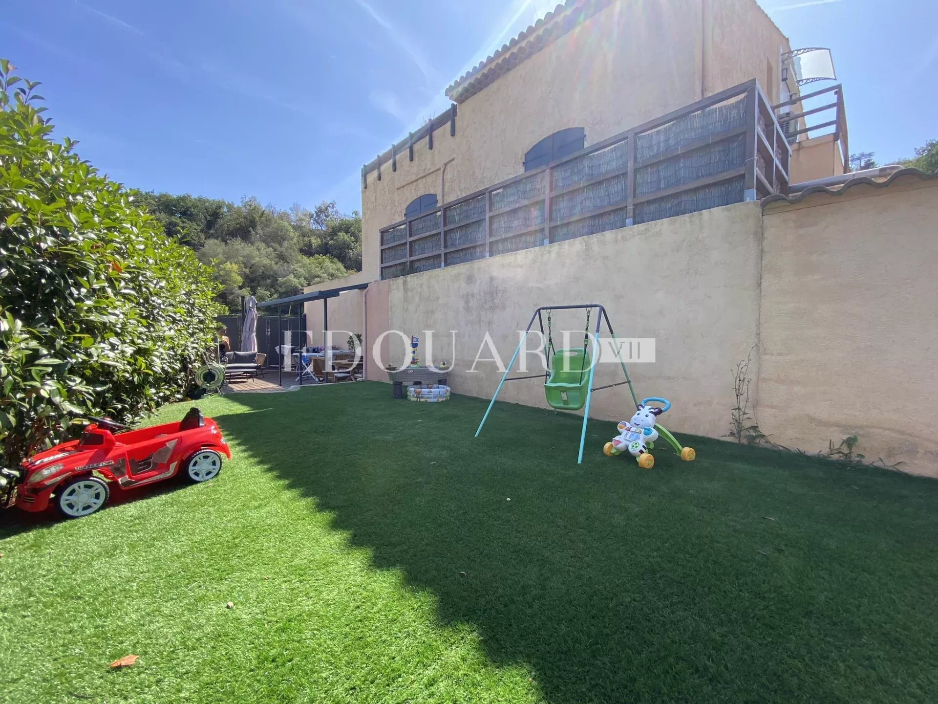 3 Bed, 2 Bath, ApartmentFor Sale, Menton, Alpes-Maritimes