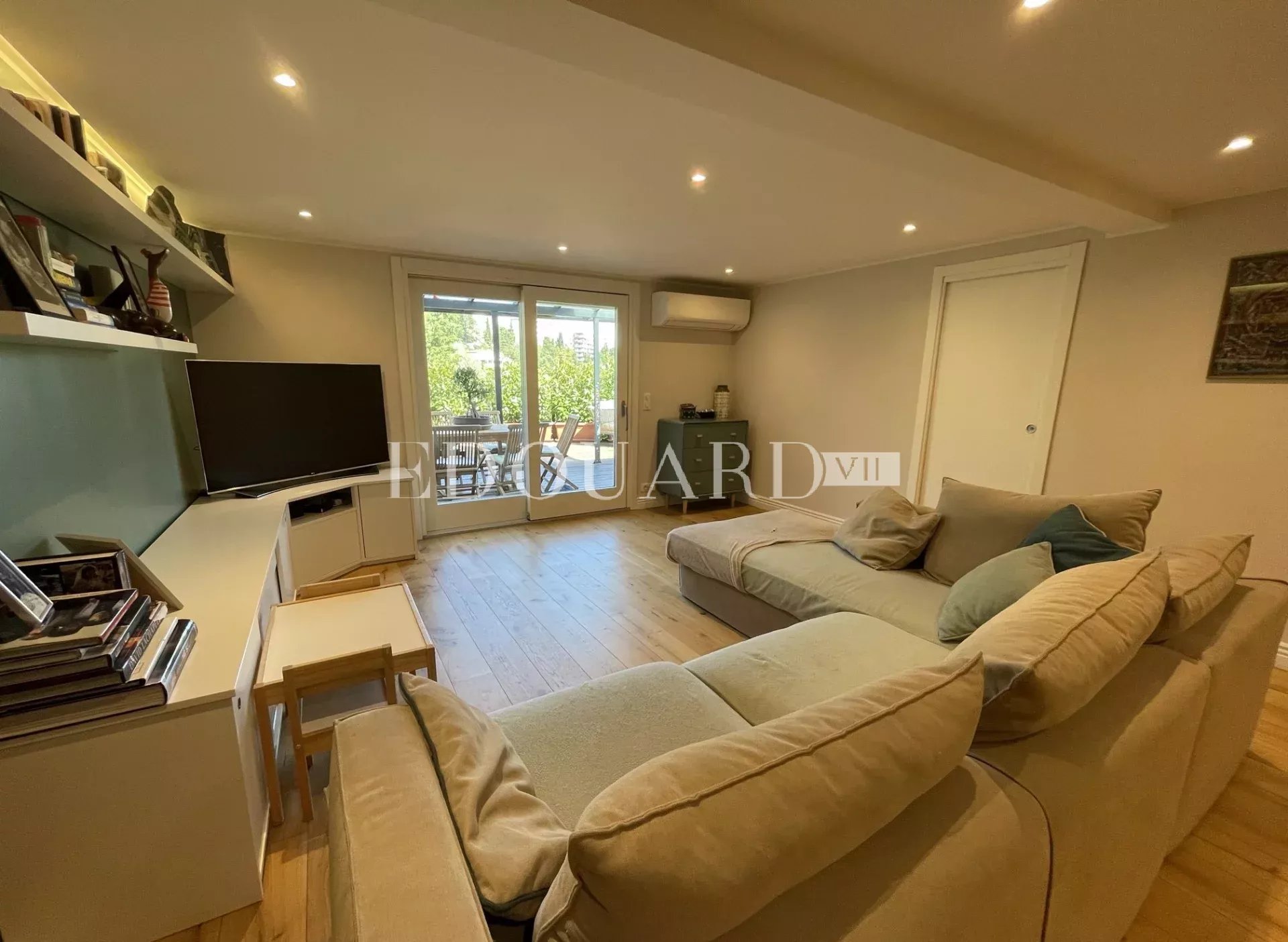 3 Bed, 2 Bath, ApartmentFor Sale, Menton, Alpes-Maritimes