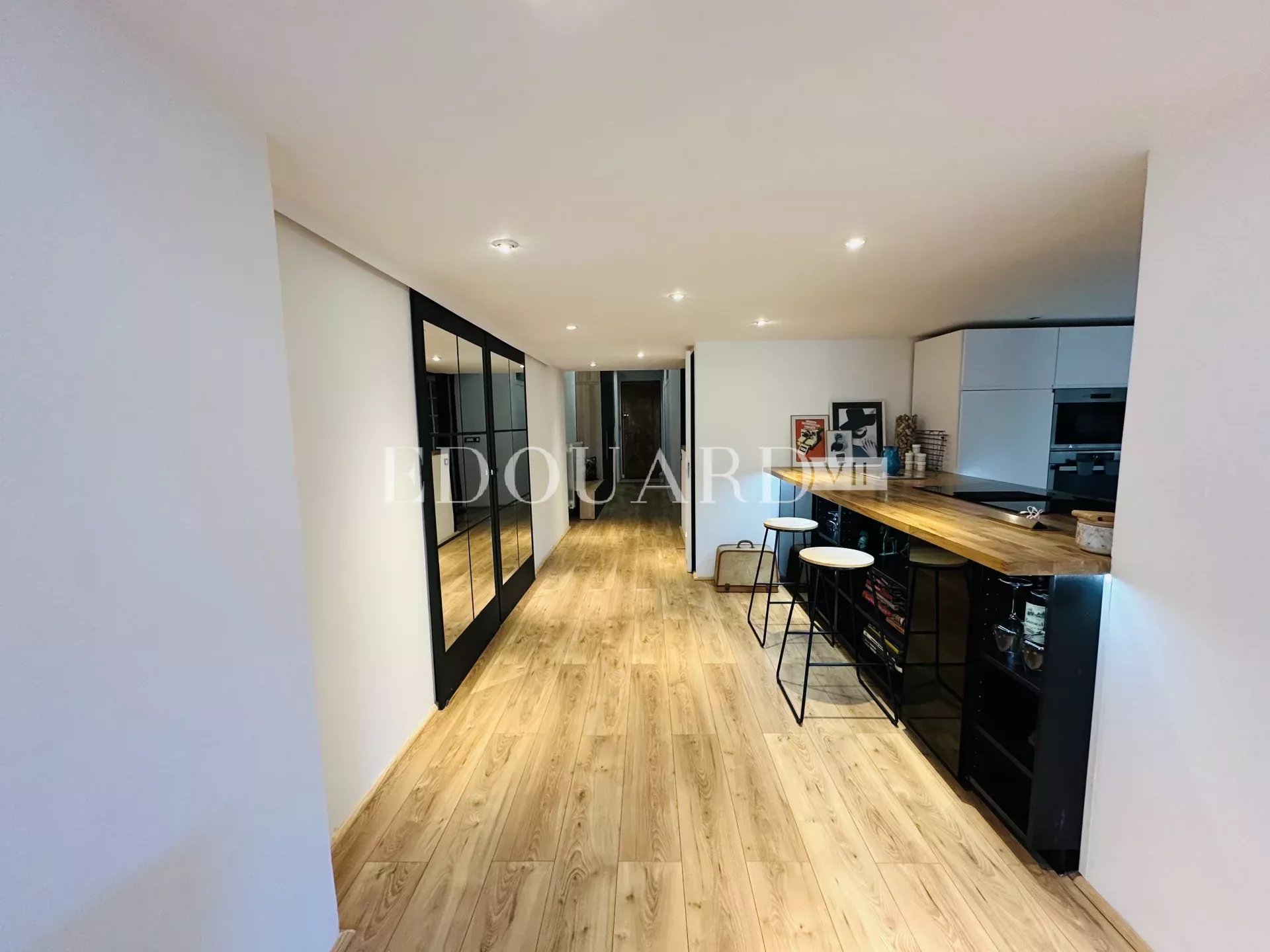 3 Bed, 1 Bath, ApartmentFor Sale, Menton, Alpes-Maritimes