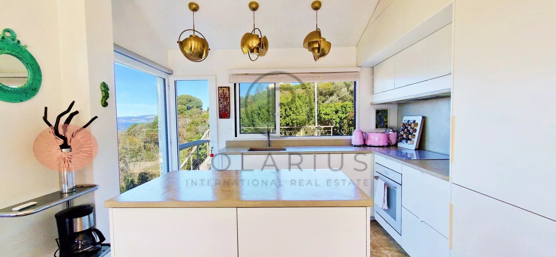 2 Bed, 2 Bath, HouseFor Sale, Ile du Levant, Var