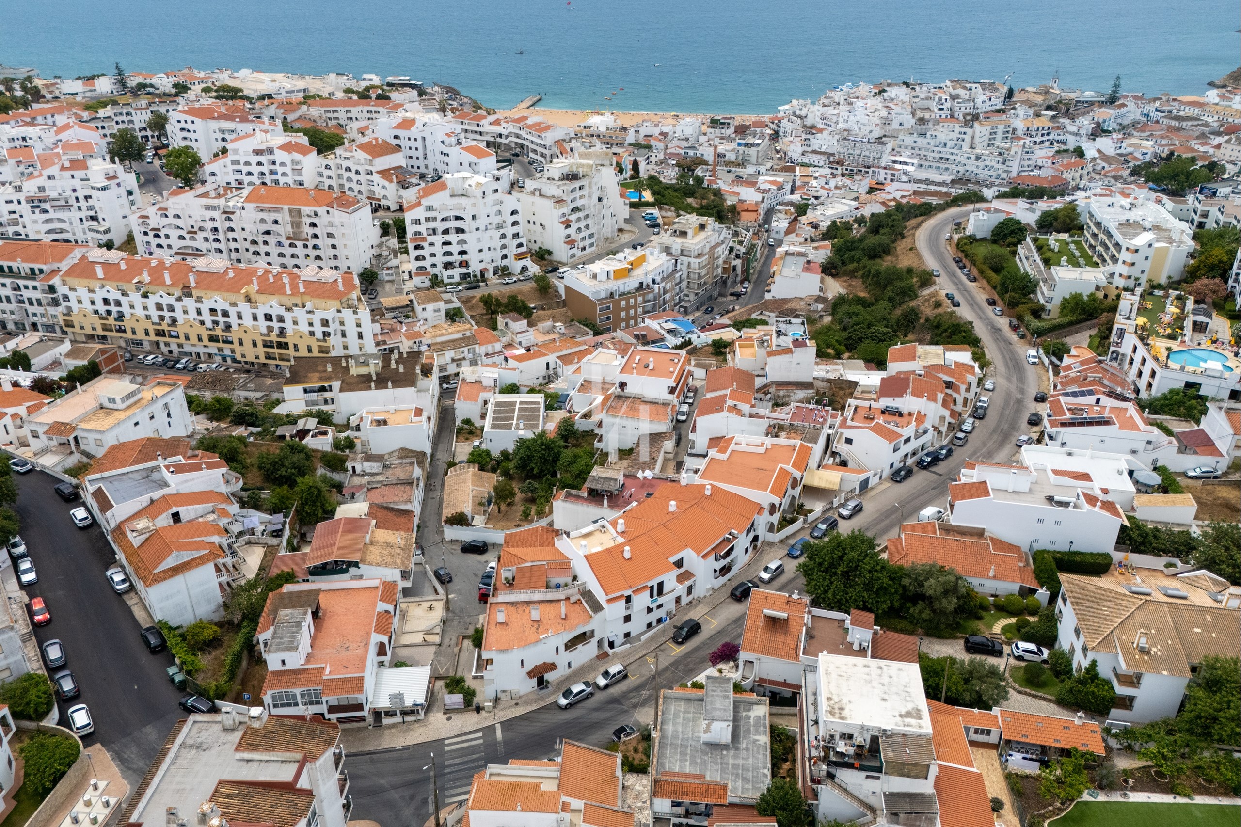 3 Bed, 2 Bath, ApartmentFor Sale, Albufeira, Faro, 8200-184