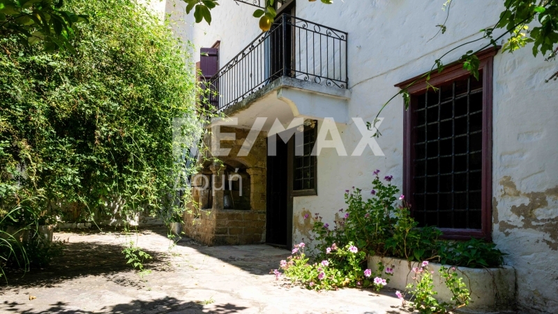 6 Bed, 2 Bath, HouseFor Sale, Main town - Chora, Skopelos, Sporades