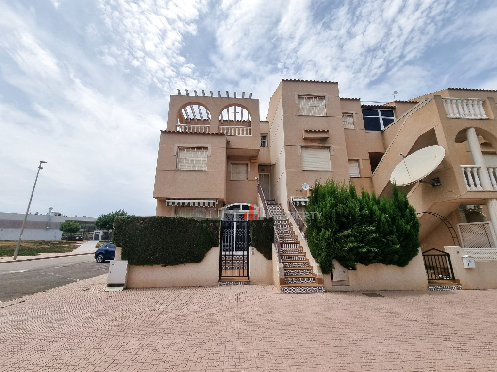 3 Bed, 2 Bath, ApartmentFor Sale, Los Alcazares, Murcia