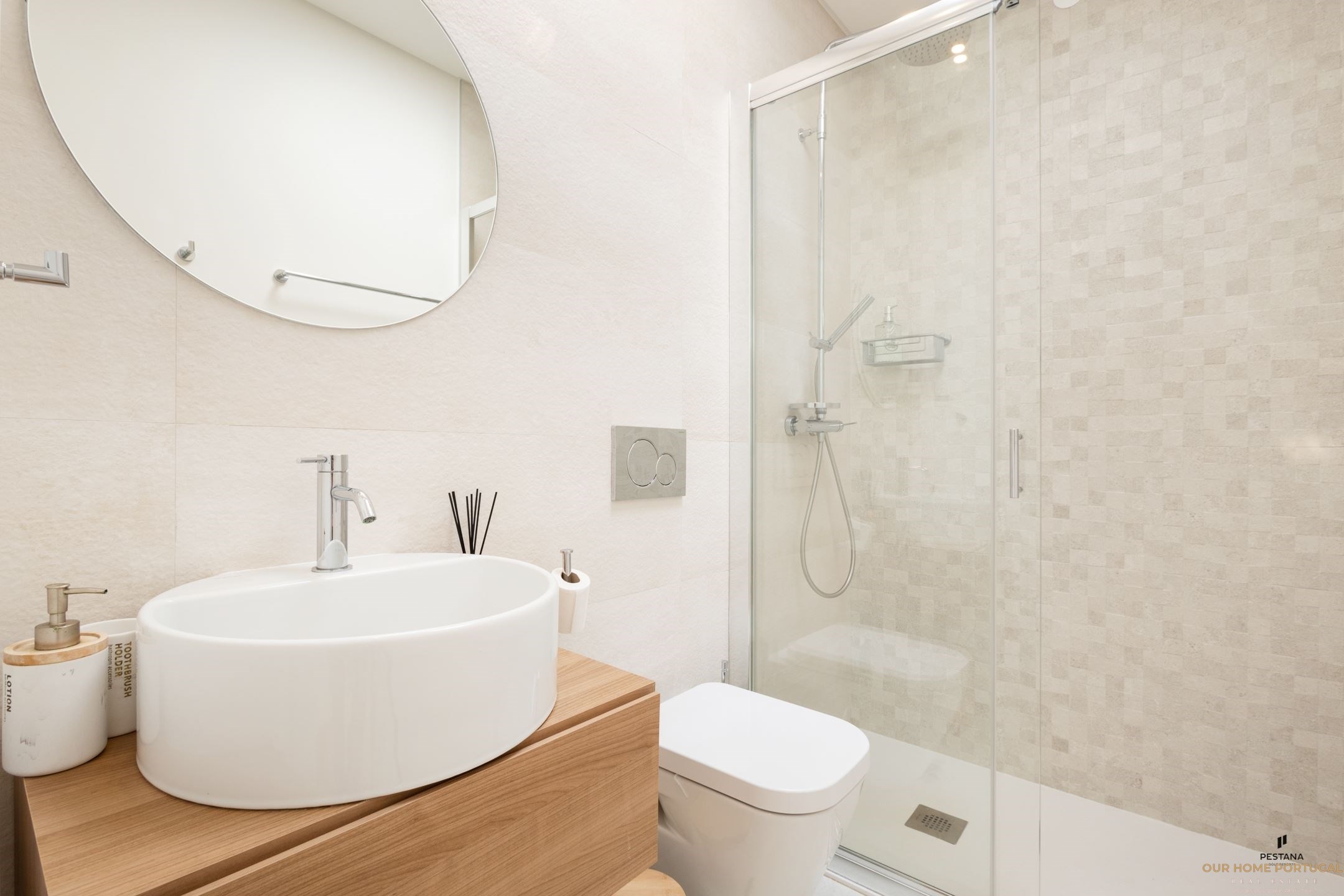 3 Bed, 2 Bath, HouseFor Sale, Lagoa, Faro, 8400-561