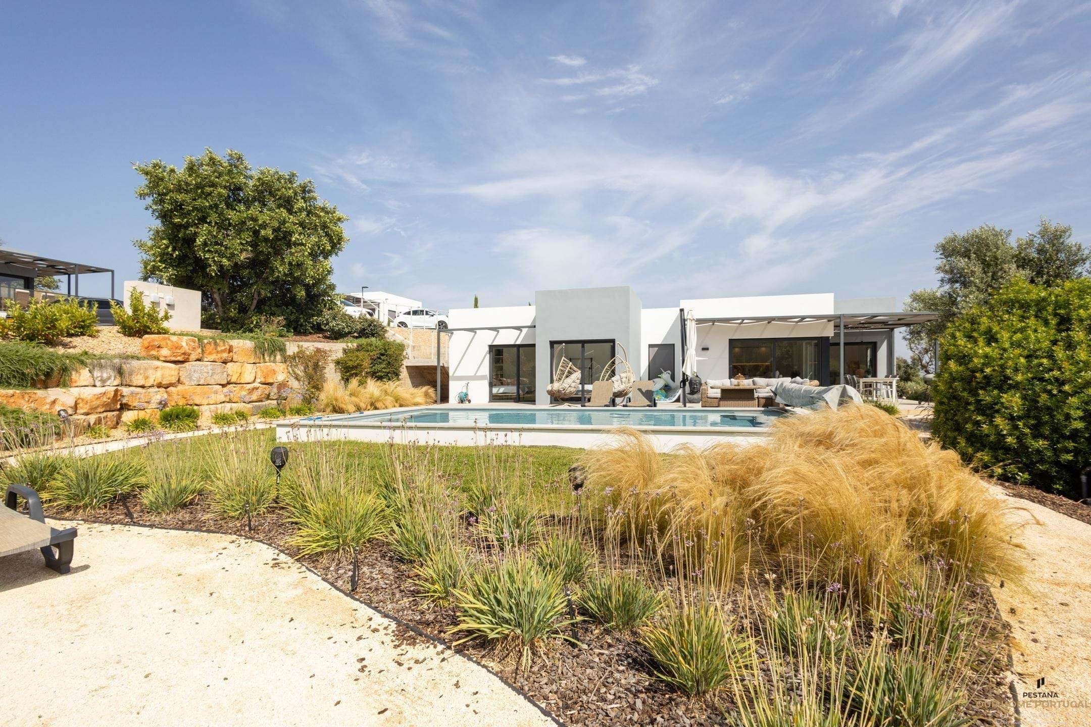 3 Bed, 2 Bath, HouseFor Sale, Lagoa, Faro, 8400-561