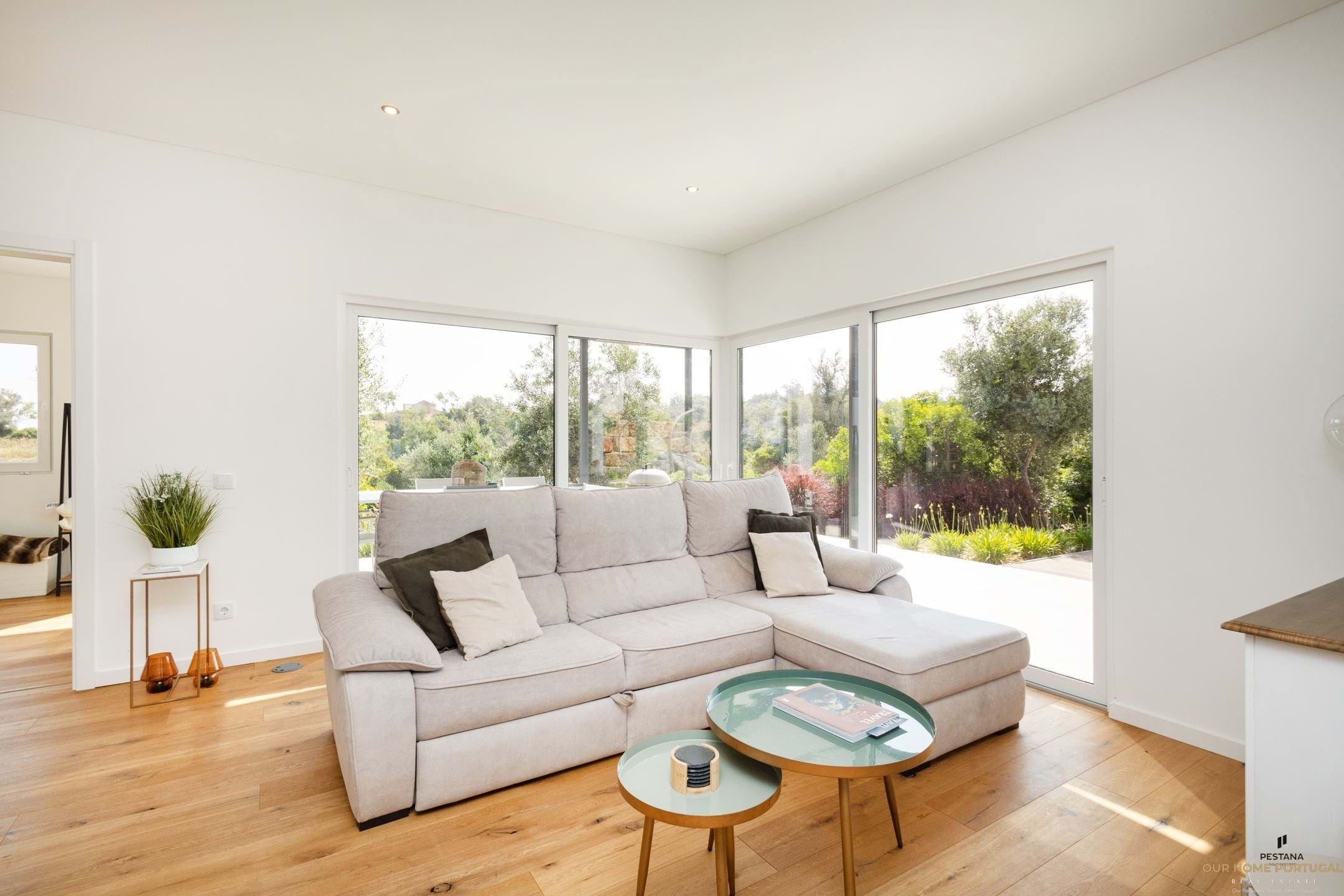 3 Bed, 2 Bath, HouseFor Sale, Lagoa, Faro, 8400-561