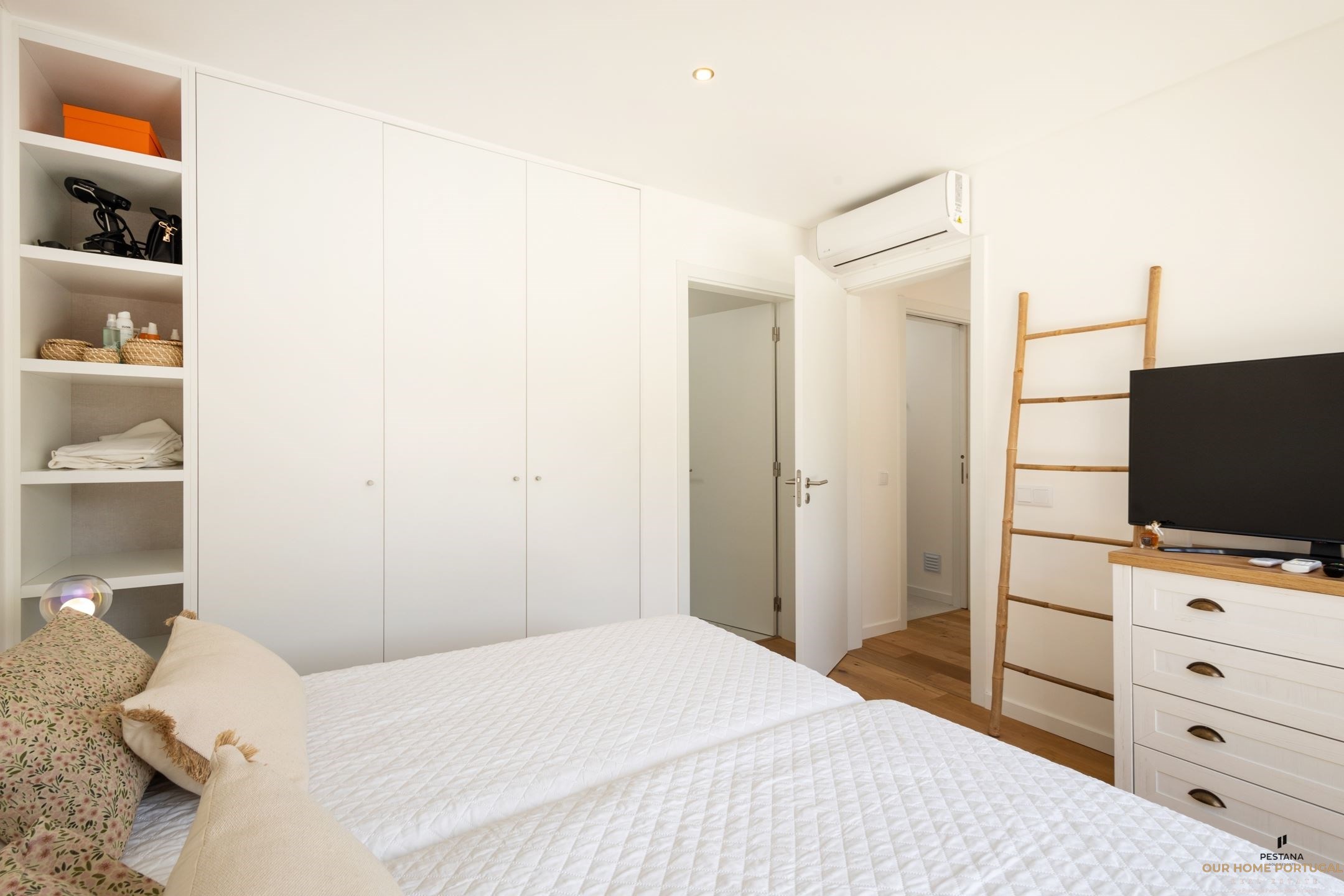 3 Bed, 2 Bath, HouseFor Sale, Lagoa, Faro, 8400-561