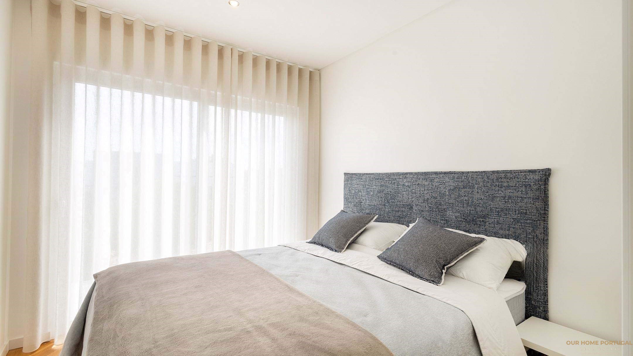 3 Bed, 2 Bath, HouseFor Sale, Lagoa, Faro, 8400-561